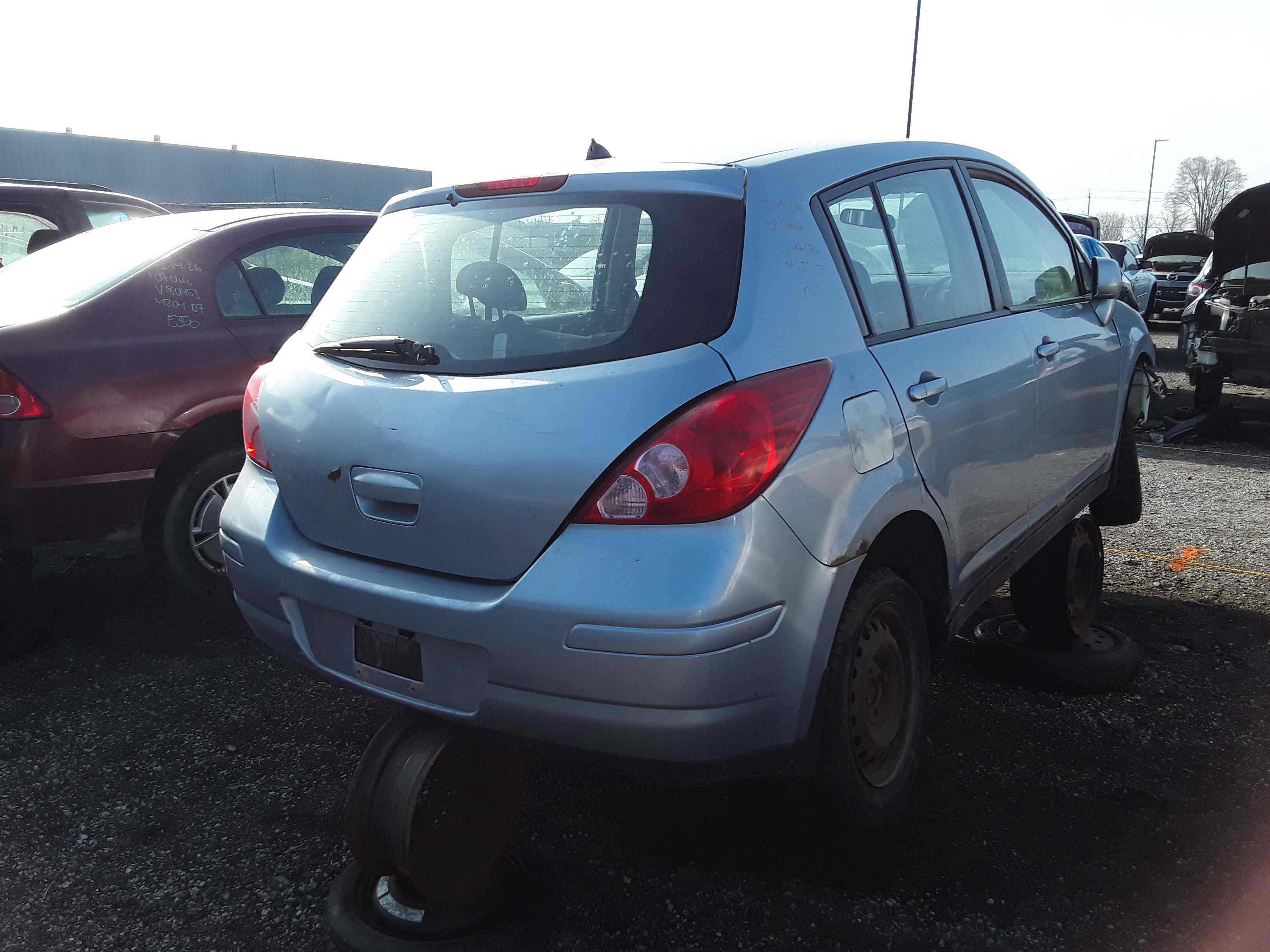 NISSAN VERSA 2009