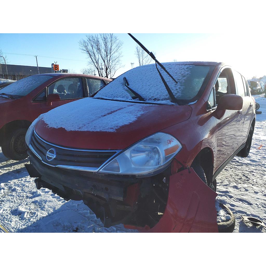 NISSAN VERSA 2010