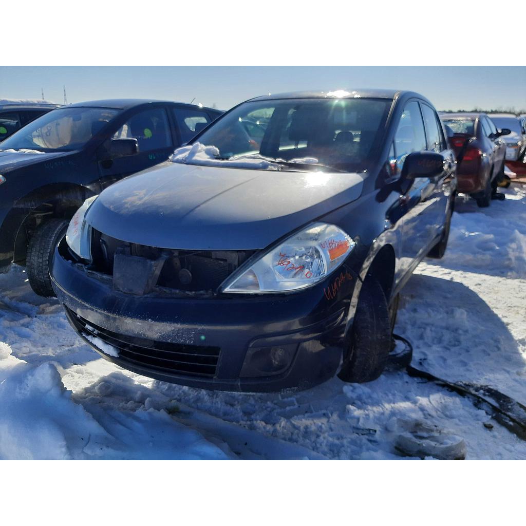 NISSAN VERSA 2010