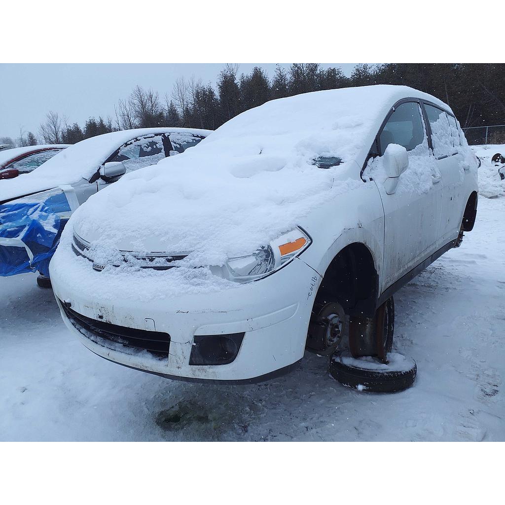 NISSAN VERSA 2010