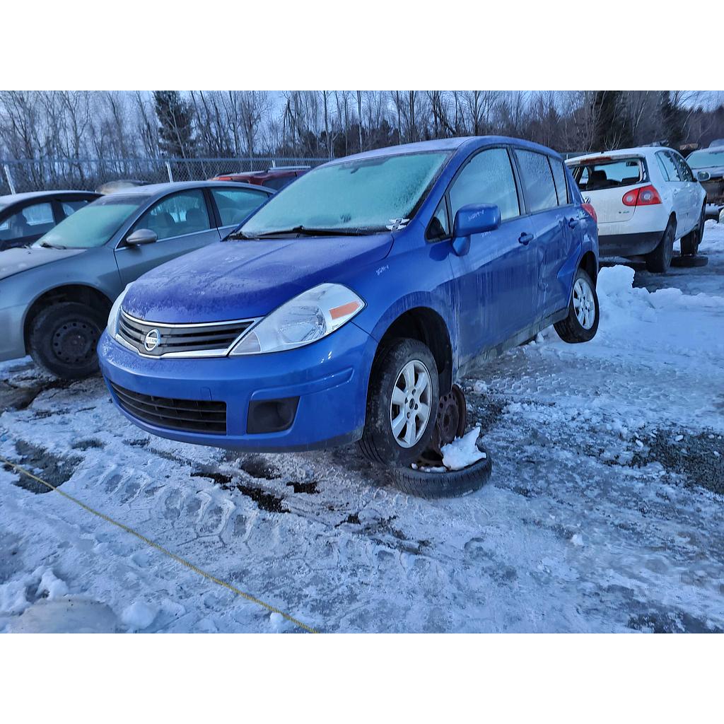 NISSAN VERSA 2011