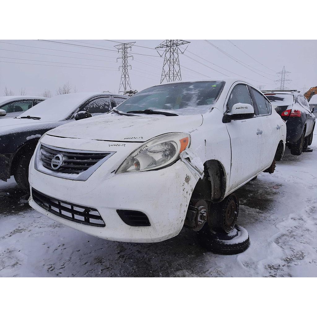 NISSAN VERSA 2012