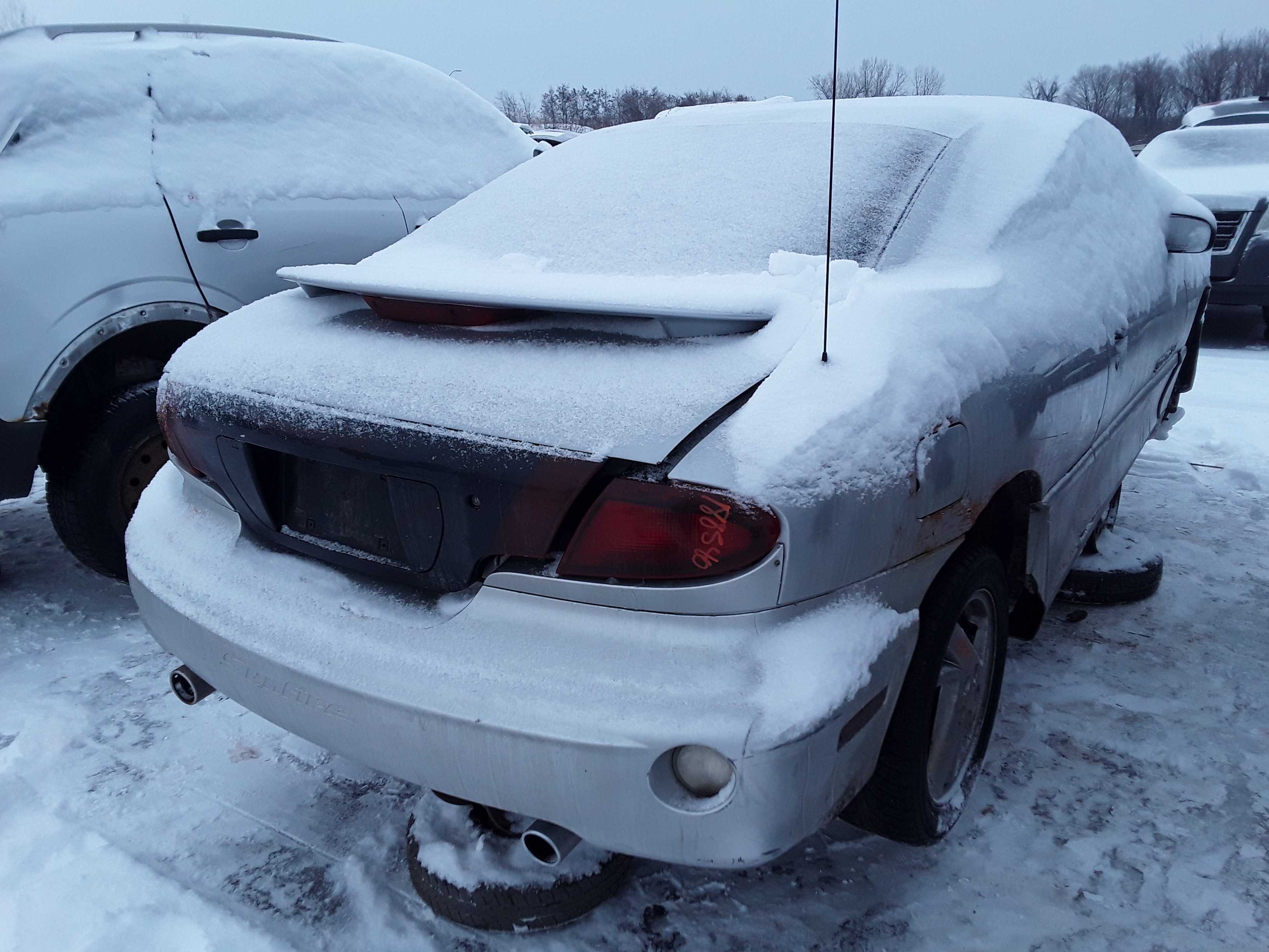 PONTIAC SUNFIRE 2001