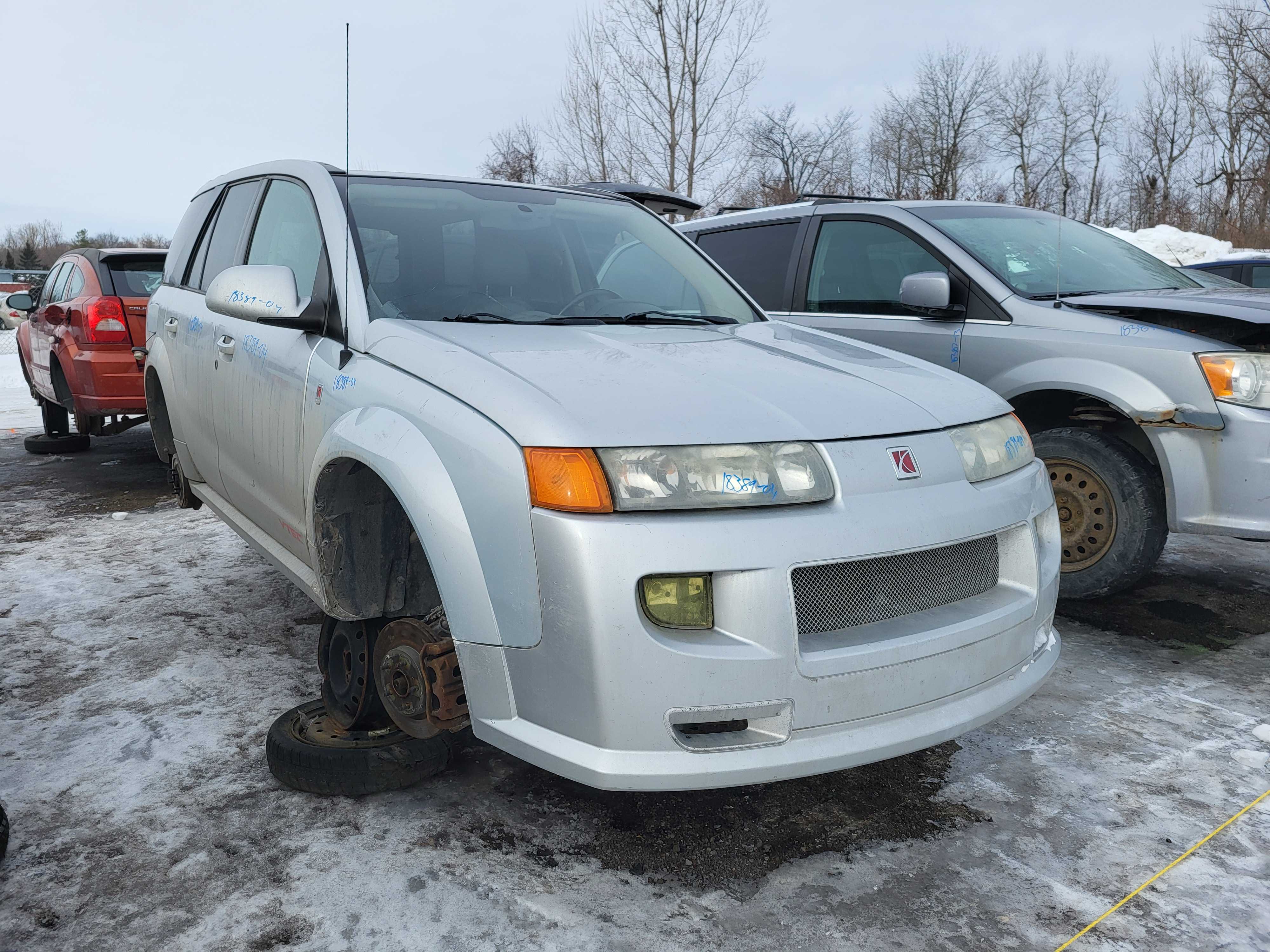 SATURN VUE 2004