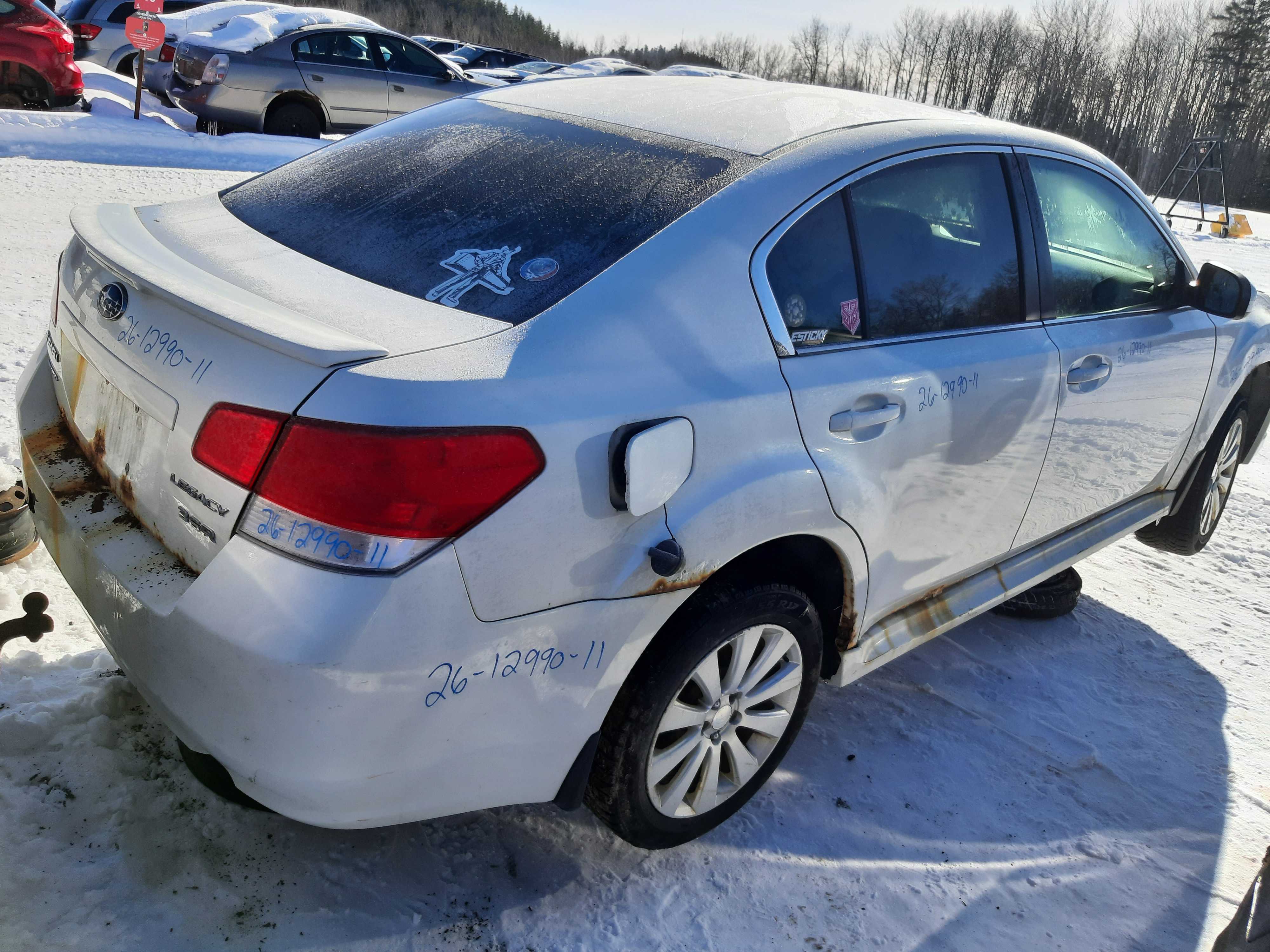 SUBARU LEGACY 2011