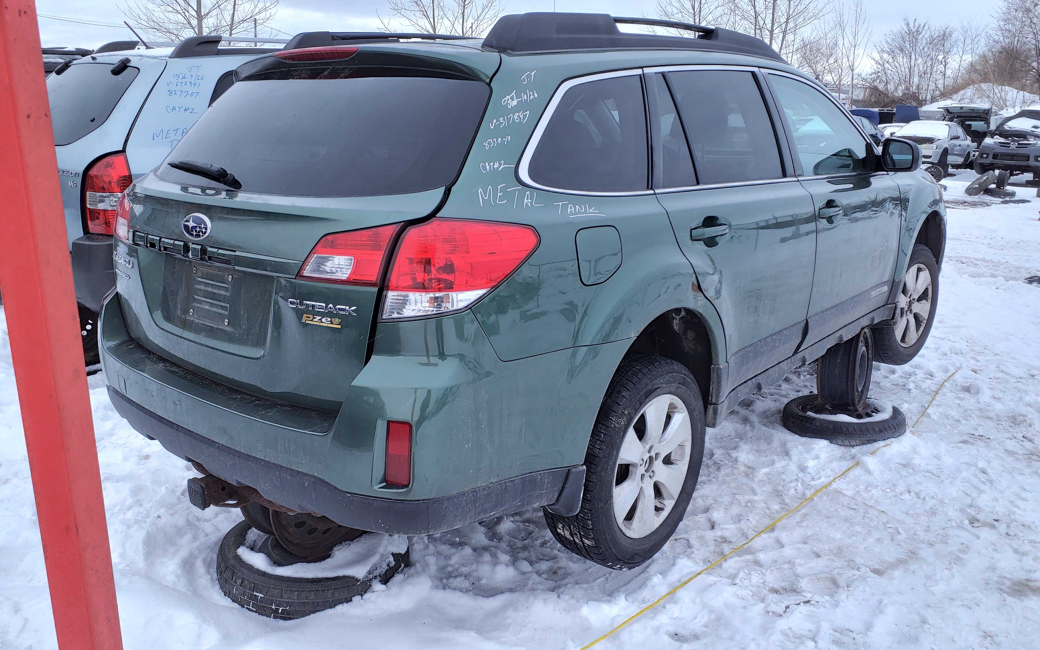 SUBARU OUTBACK 2010