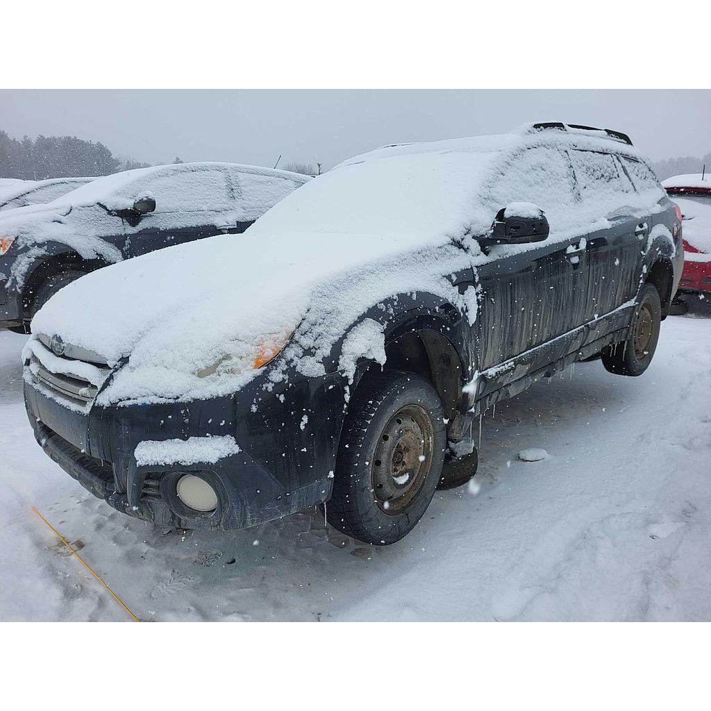 SUBARU OUTBACK 2013