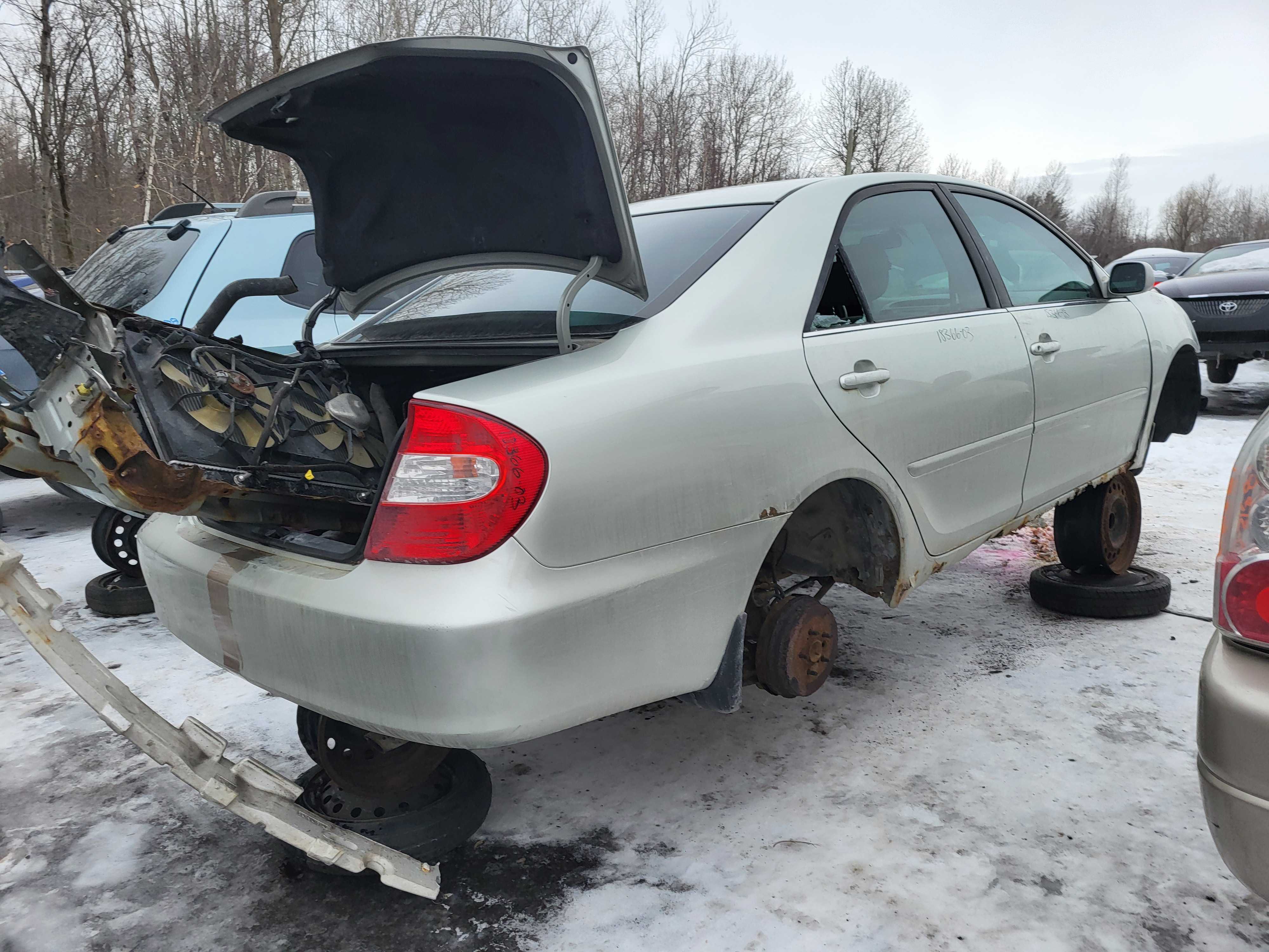 TOYOTA CAMRY 2003