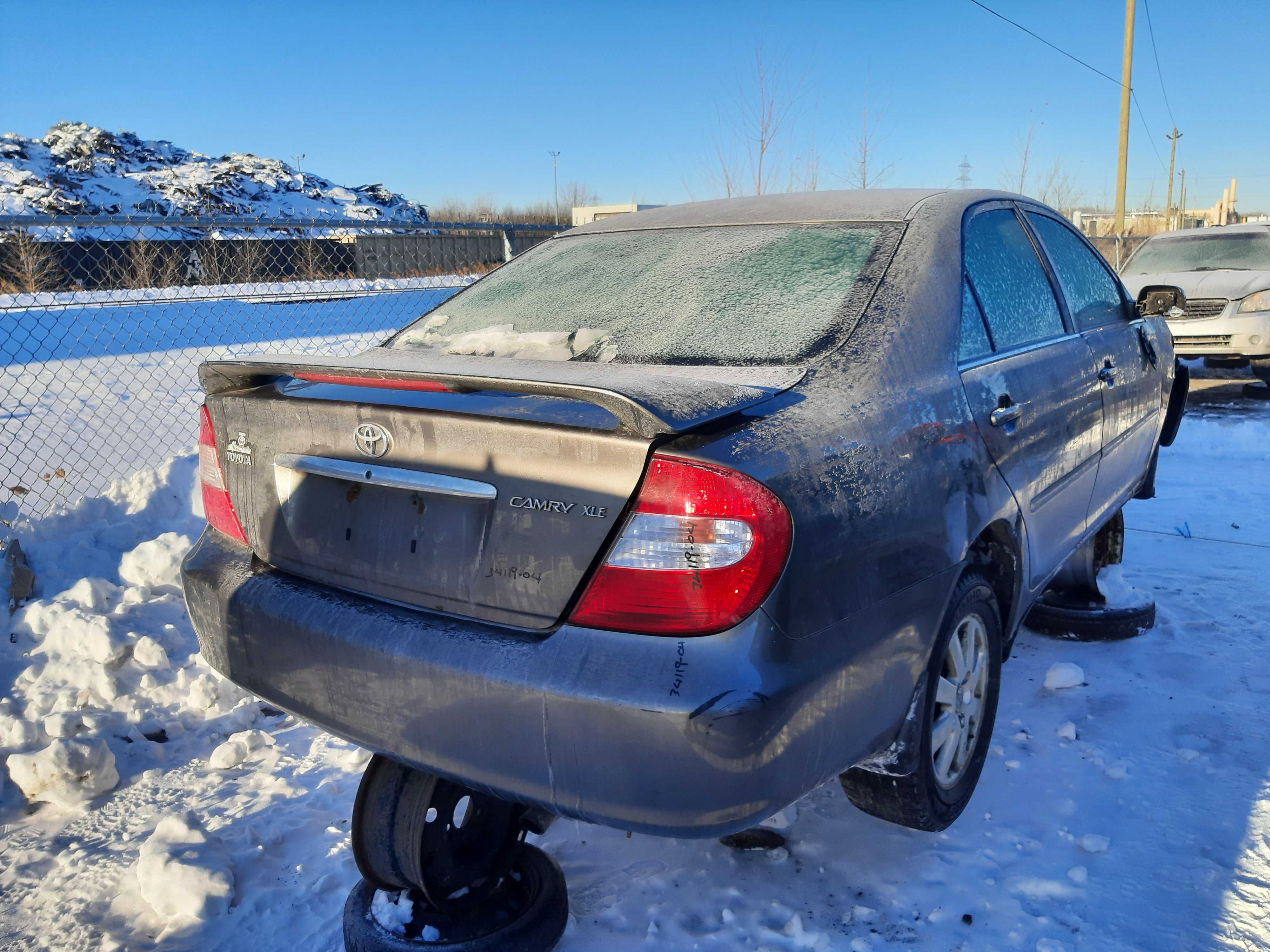 TOYOTA CAMRY 2004