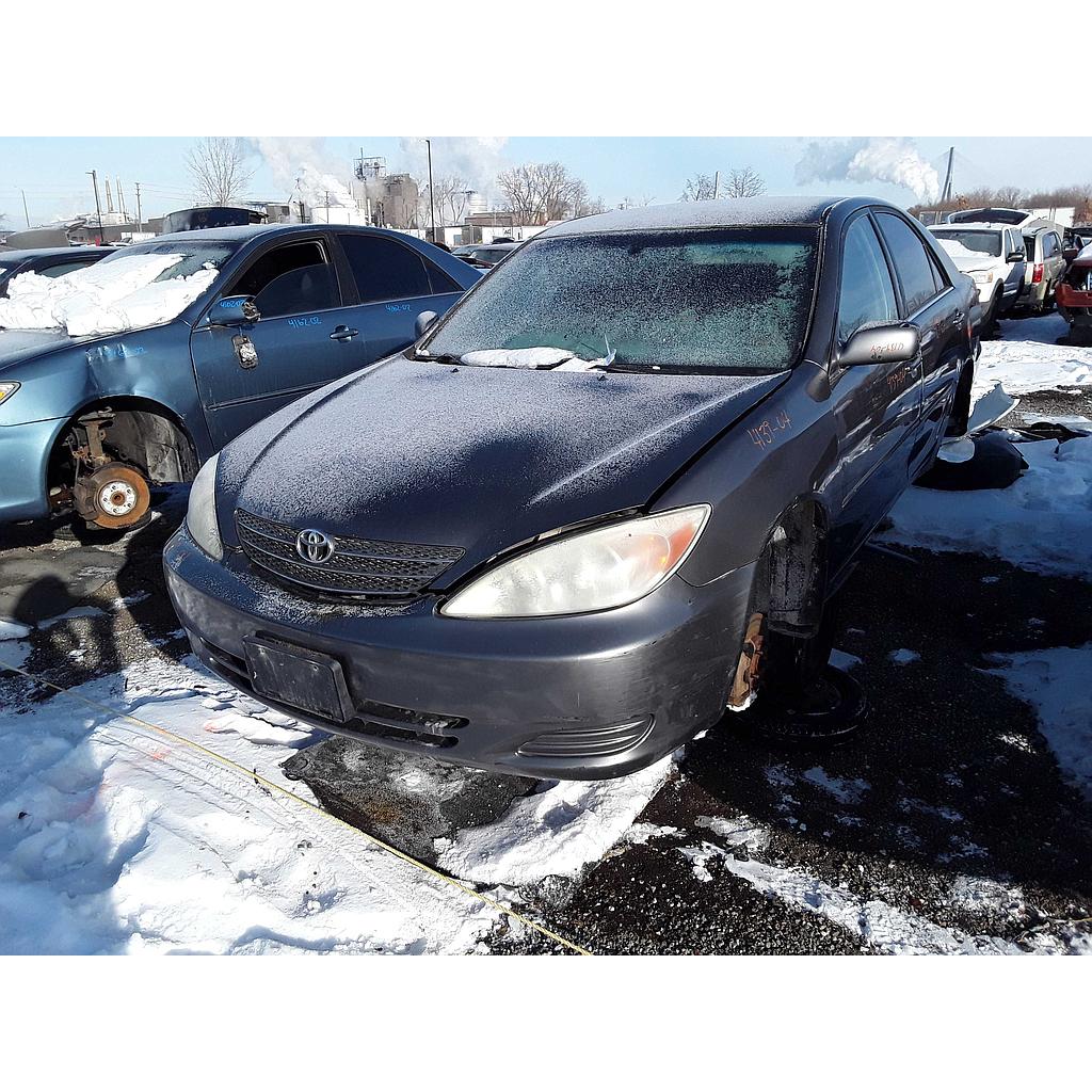TOYOTA CAMRY 2004