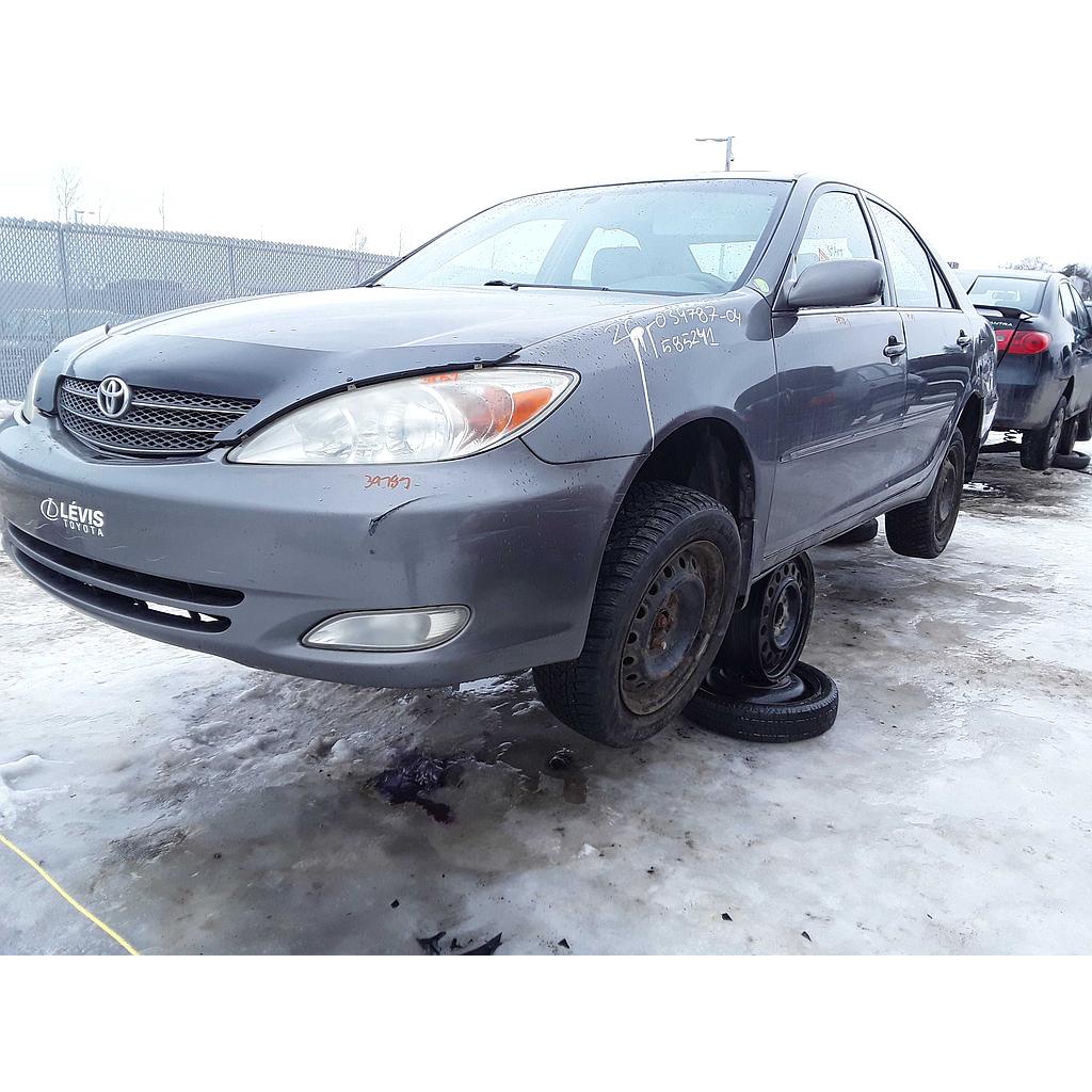 TOYOTA CAMRY 2004