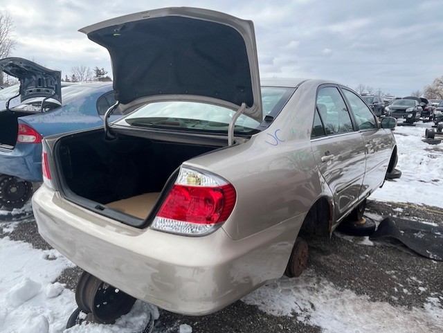TOYOTA CAMRY 2005