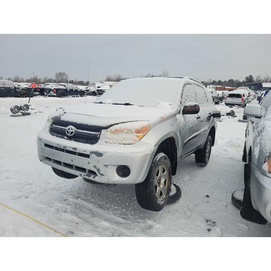 TOYOTA RAV4 2005