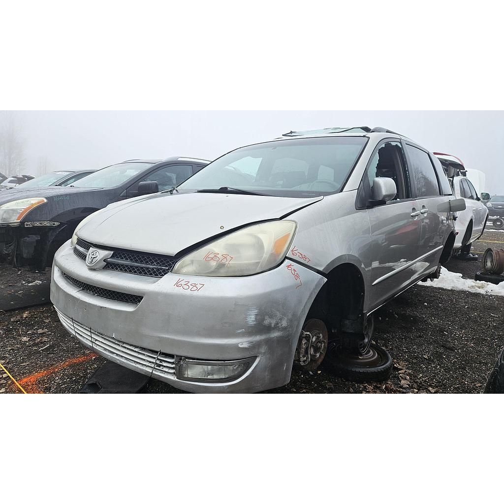 TOYOTA SIENNA 2004