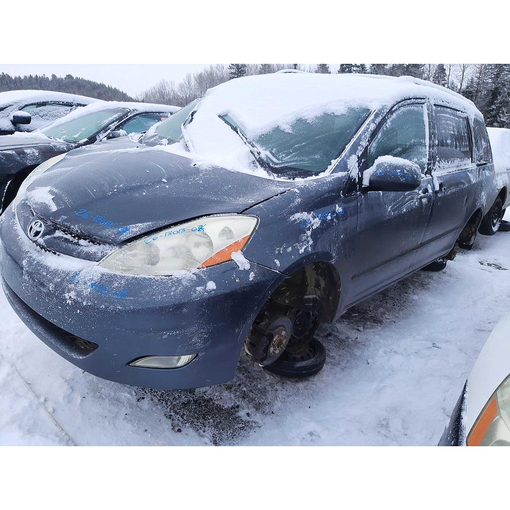 TOYOTA SIENNA 2008