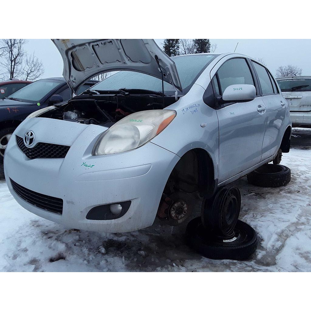 TOYOTA YARIS 2010