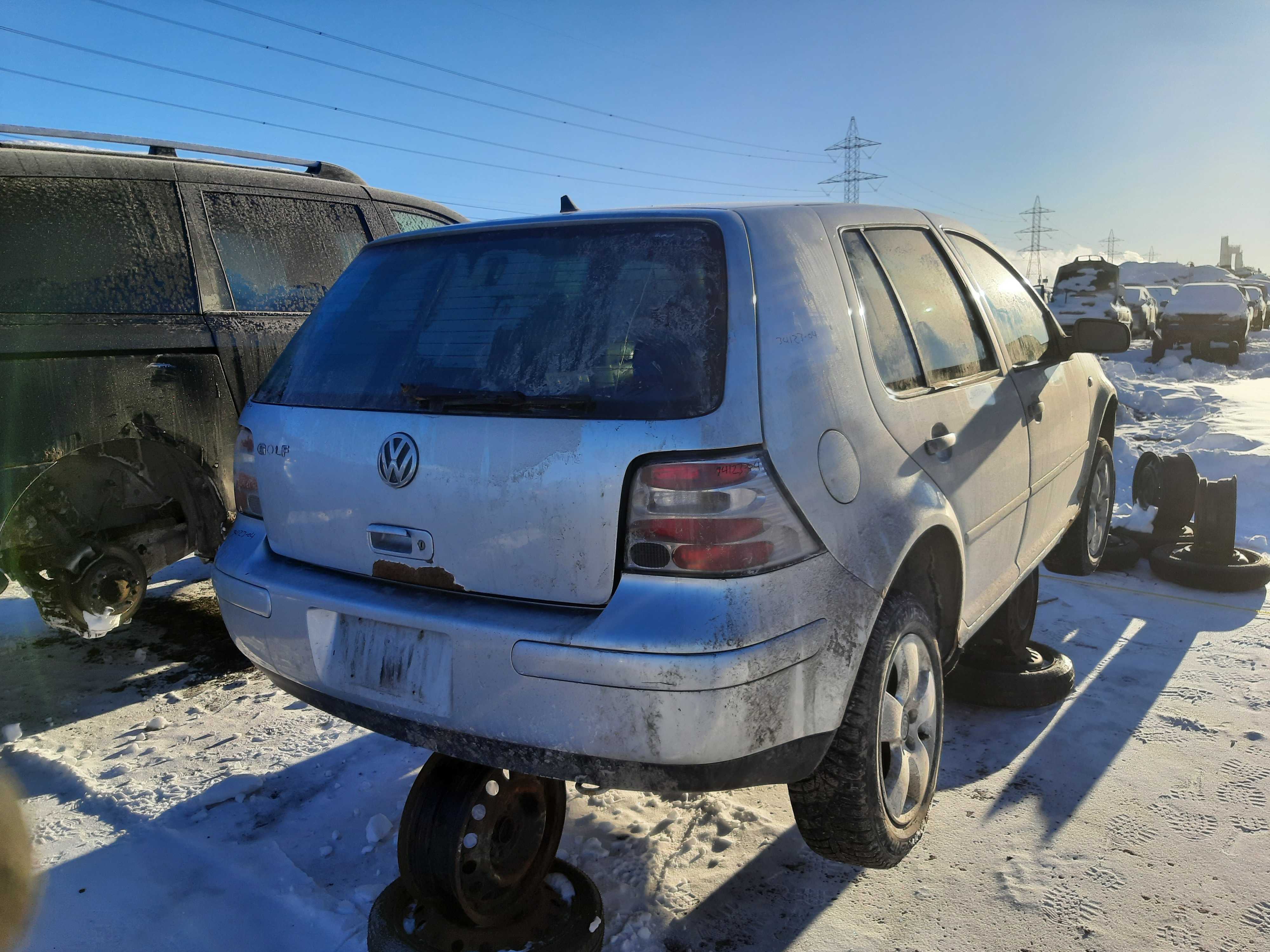VOLKSWAGEN GOLF 2004