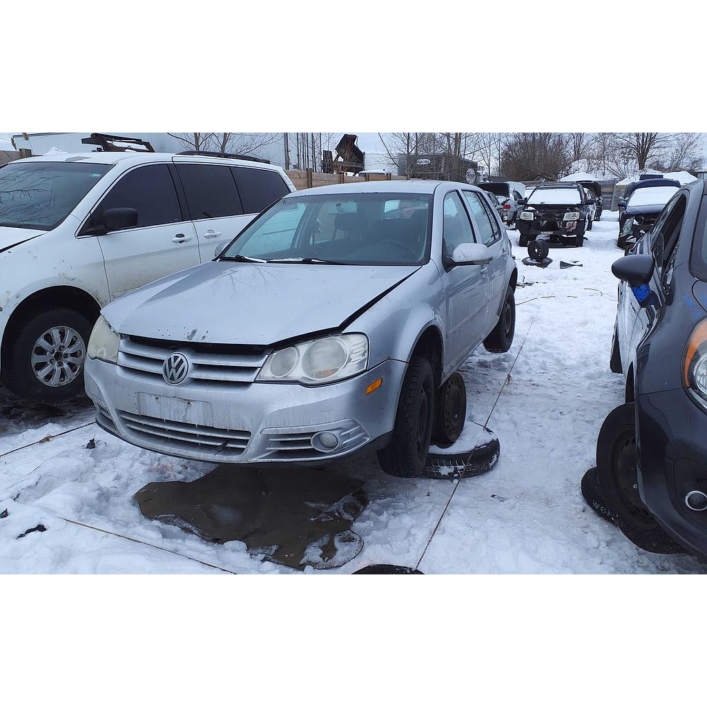 VOLKSWAGEN GOLF 2009