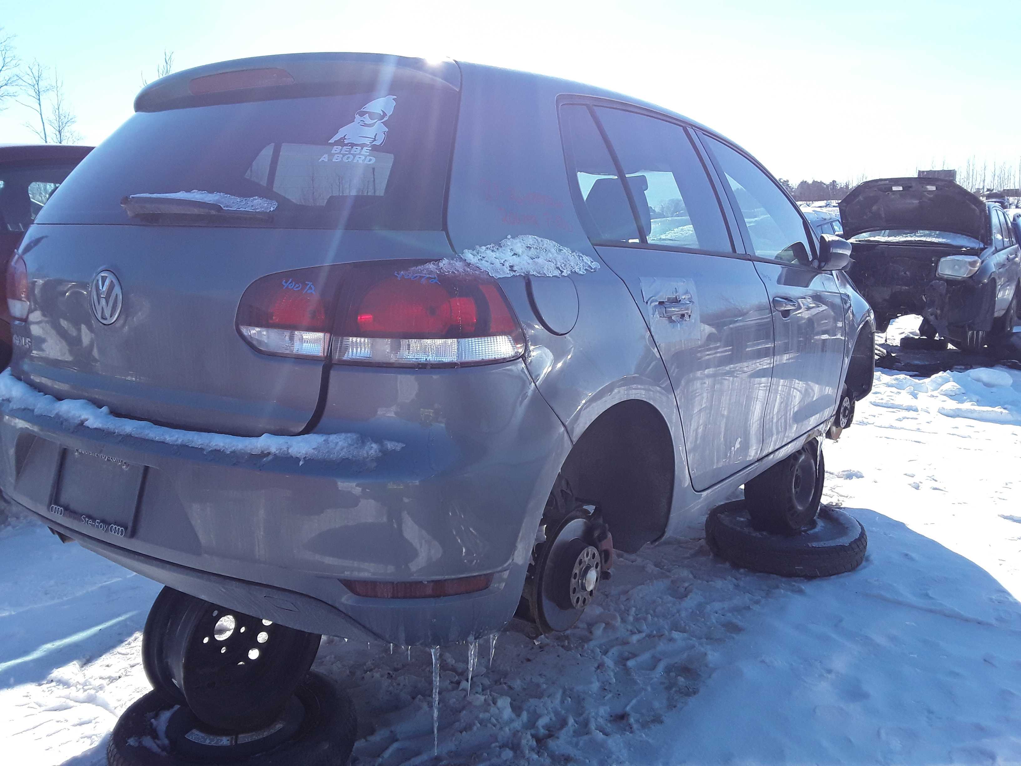 VOLKSWAGEN GOLF 2010
