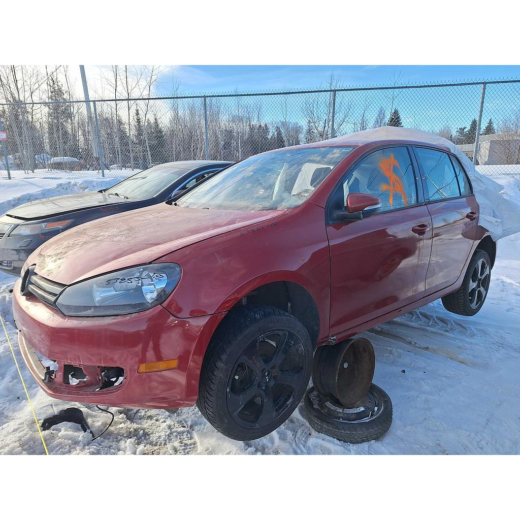 VOLKSWAGEN GOLF 2010