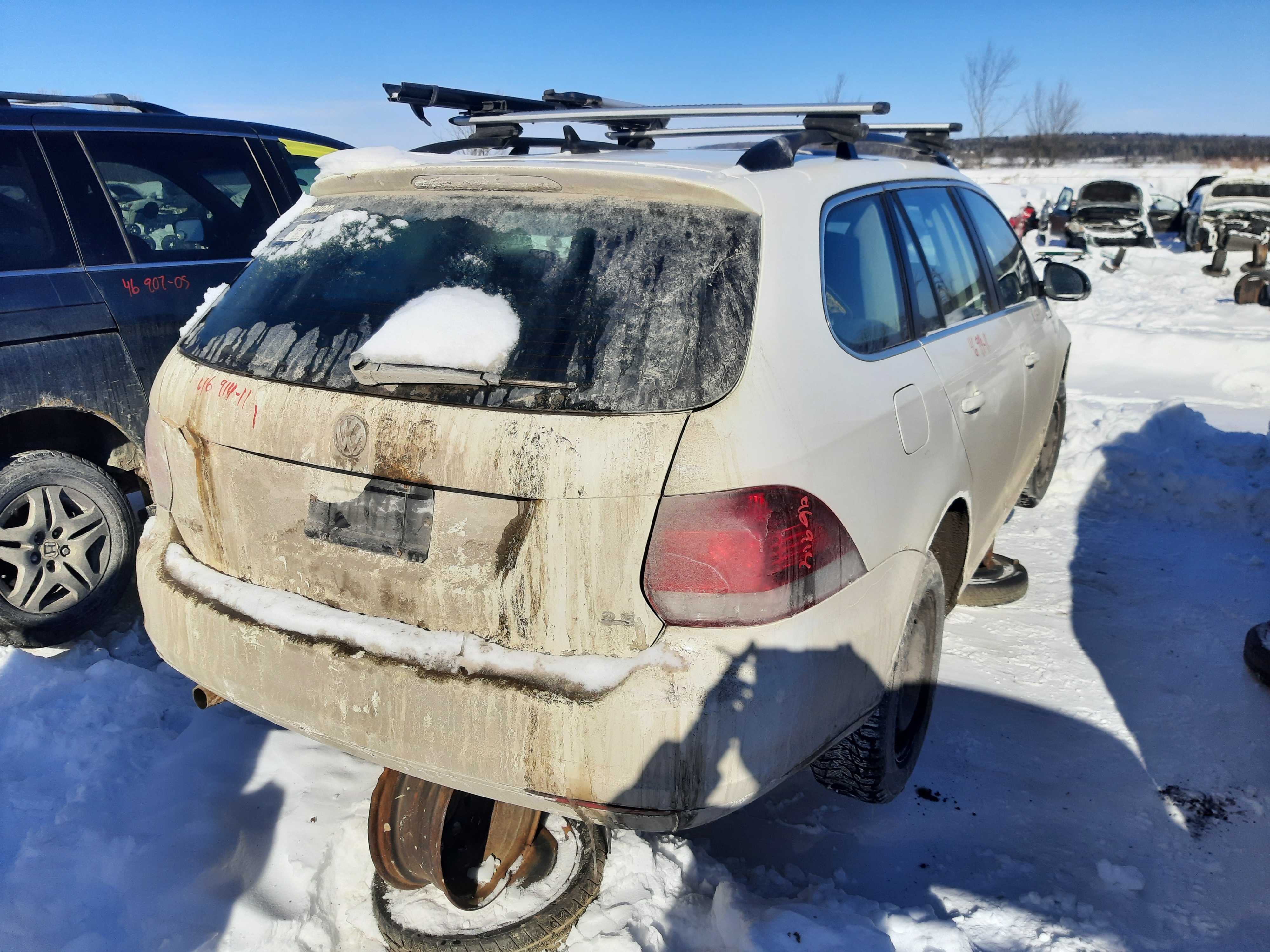 VOLKSWAGEN GOLF 2011