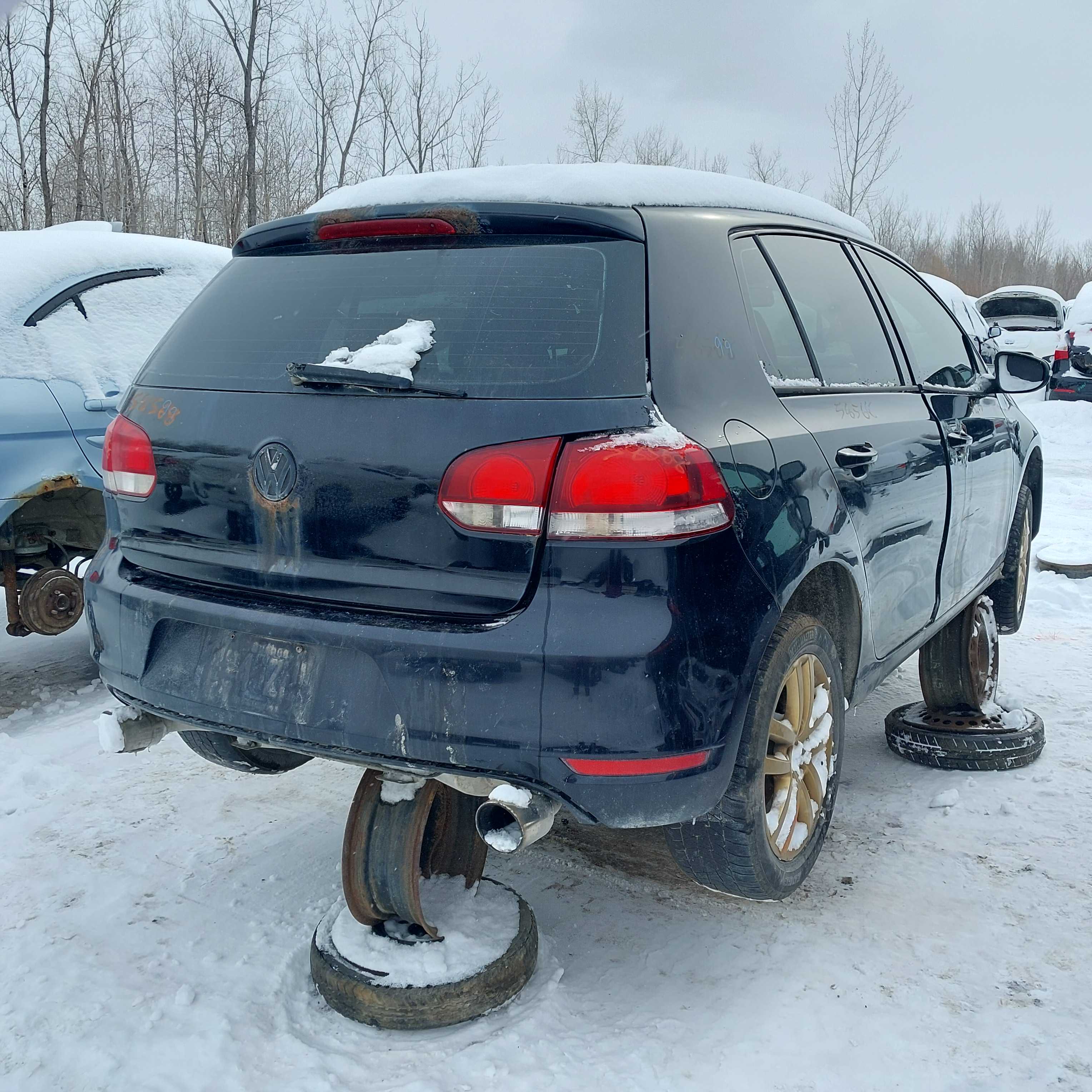 VOLKSWAGEN GOLF 2012