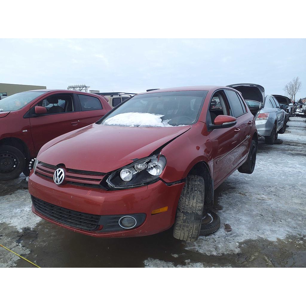 VOLKSWAGEN GOLF 2012