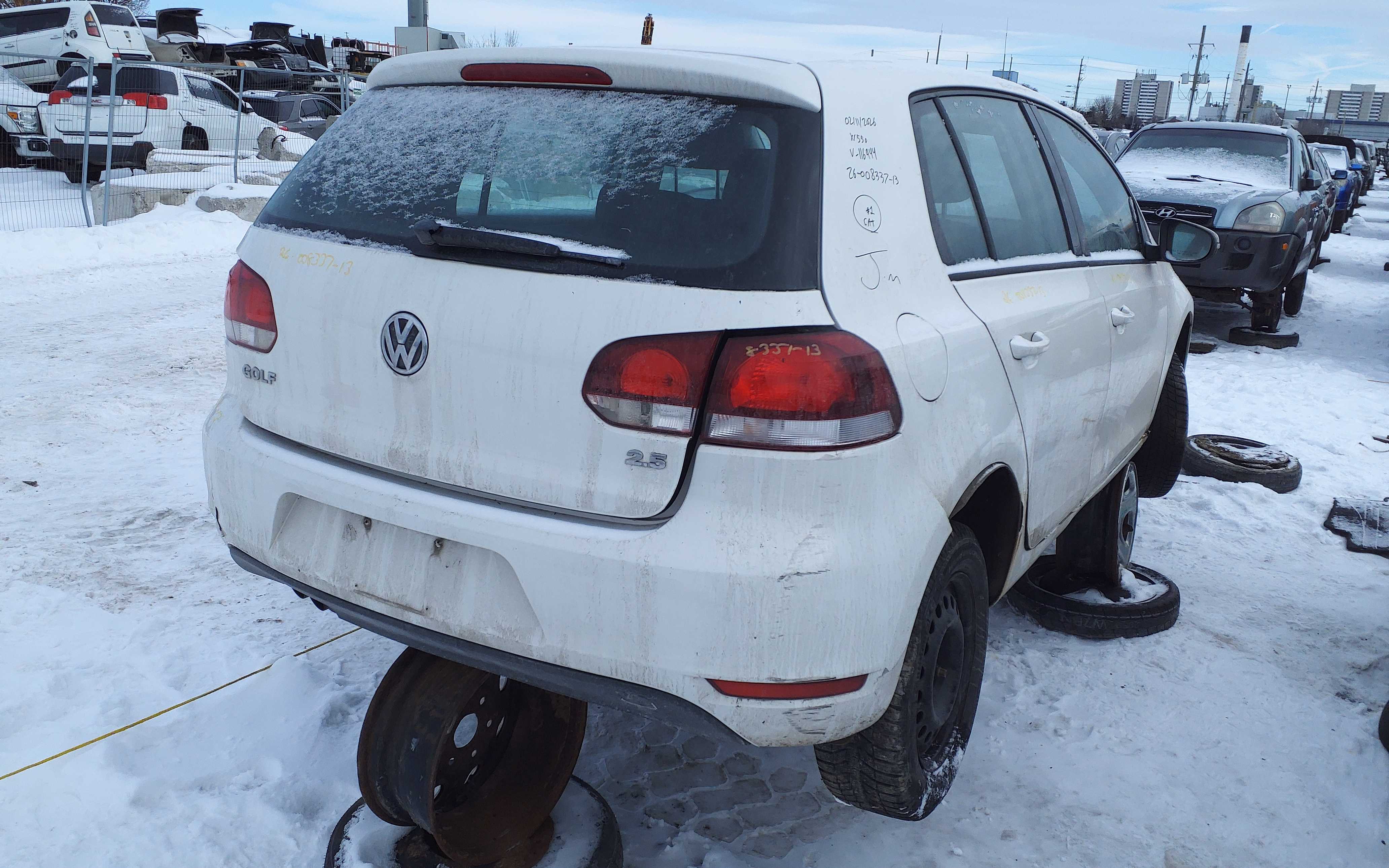 VOLKSWAGEN GOLF 2013