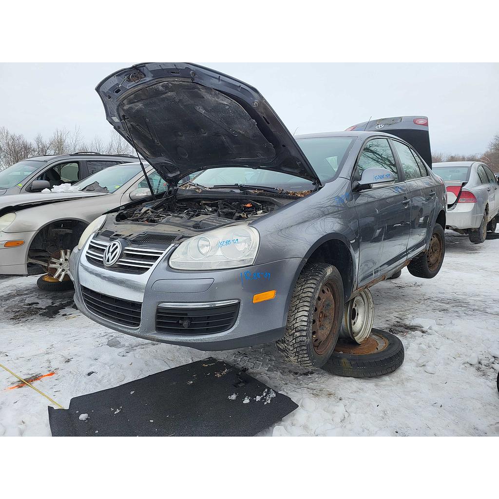 VOLKSWAGEN JETTA 2009