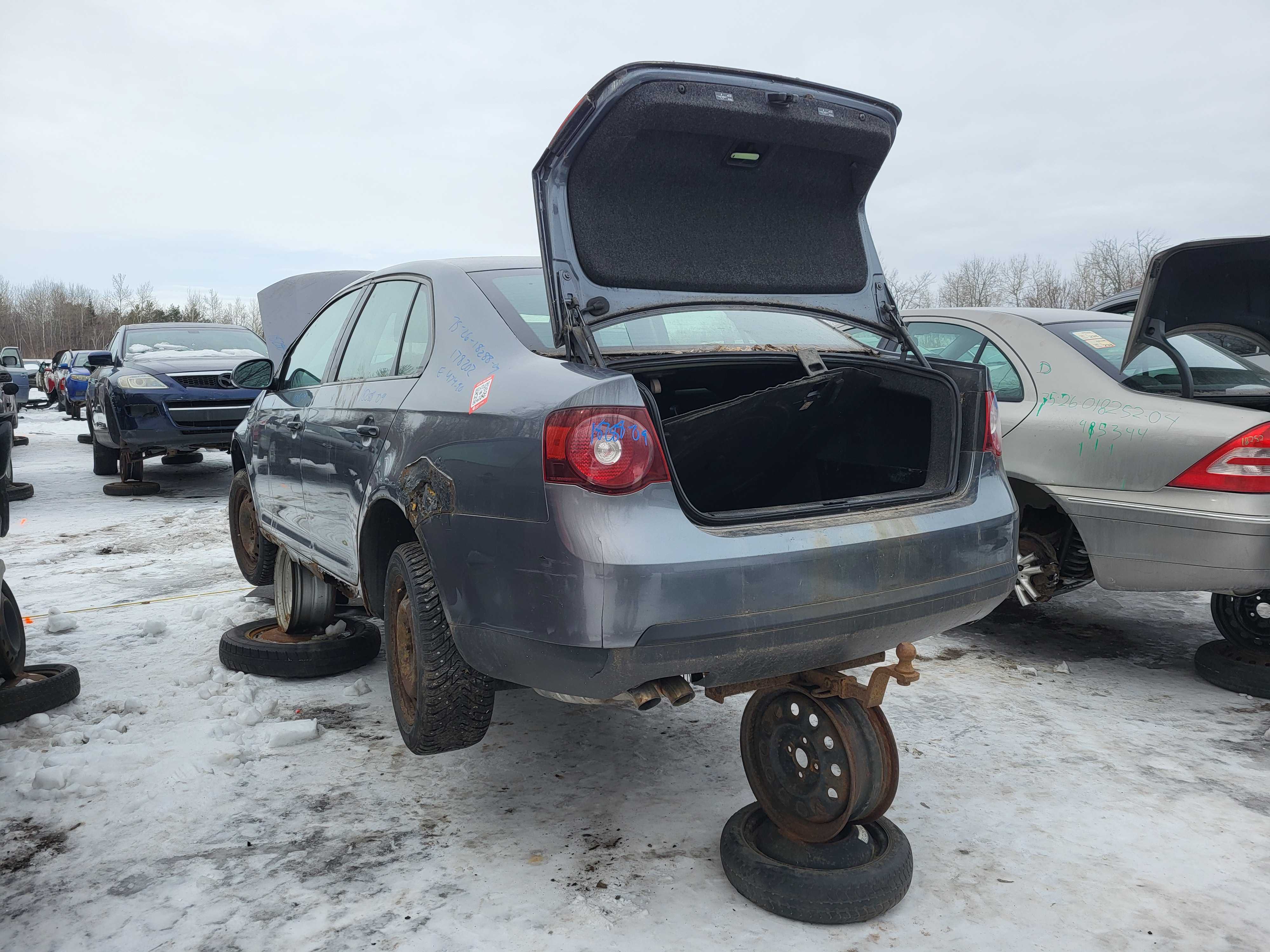 VOLKSWAGEN JETTA 2009