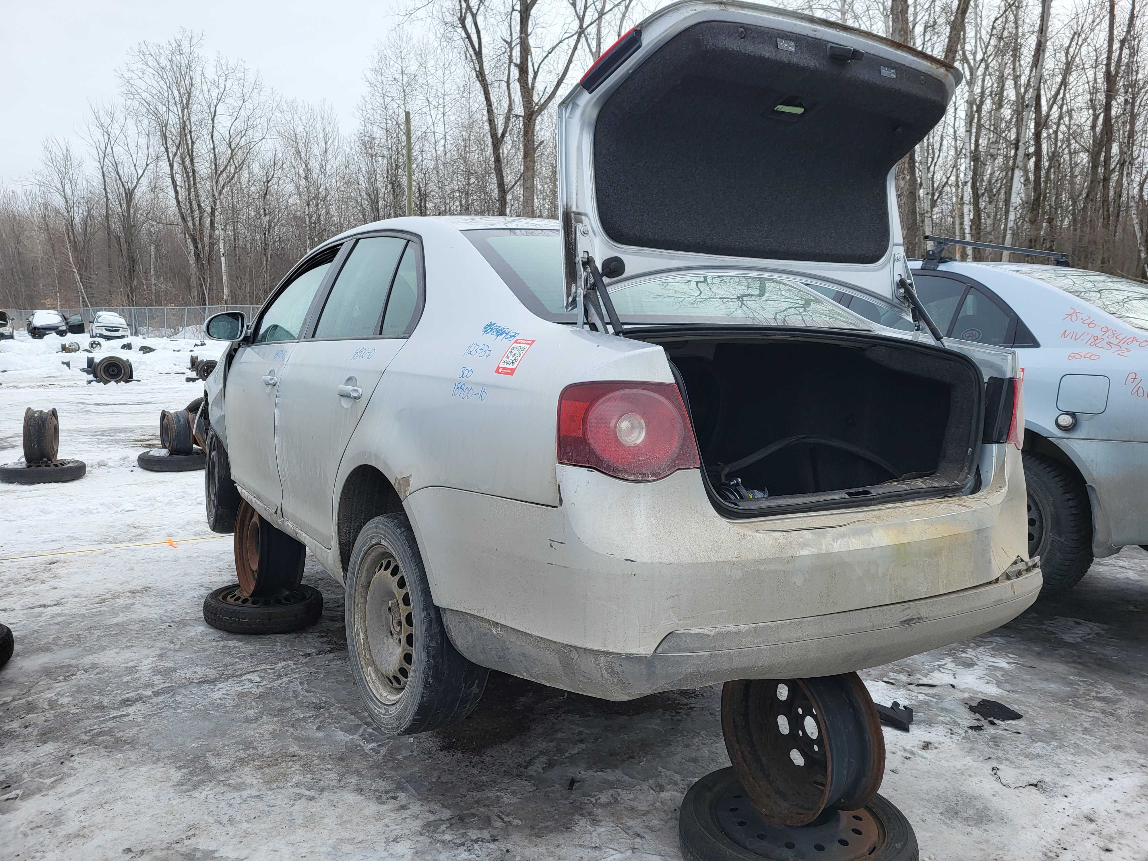 VOLKSWAGEN JETTA 2010