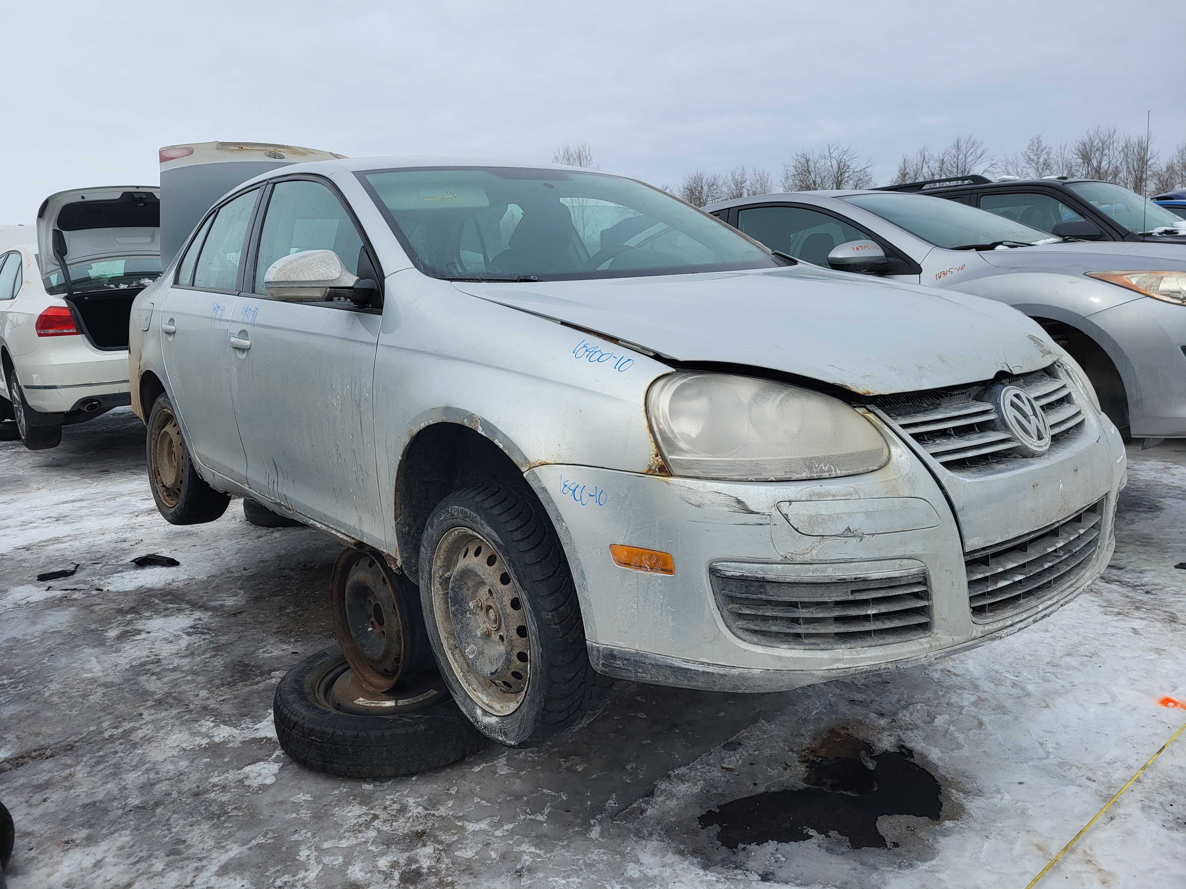 VOLKSWAGEN JETTA 2010