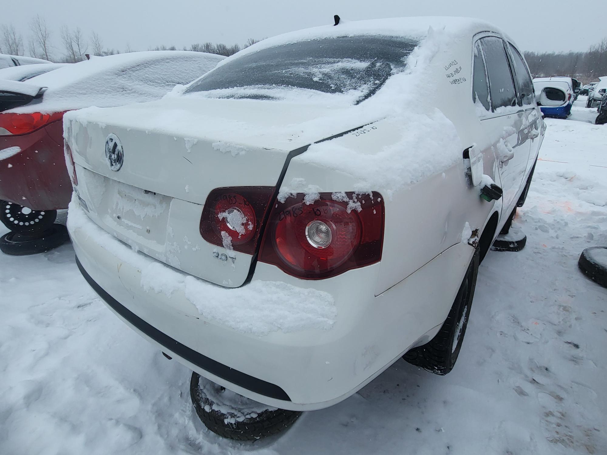 VOLKSWAGEN JETTA 2010