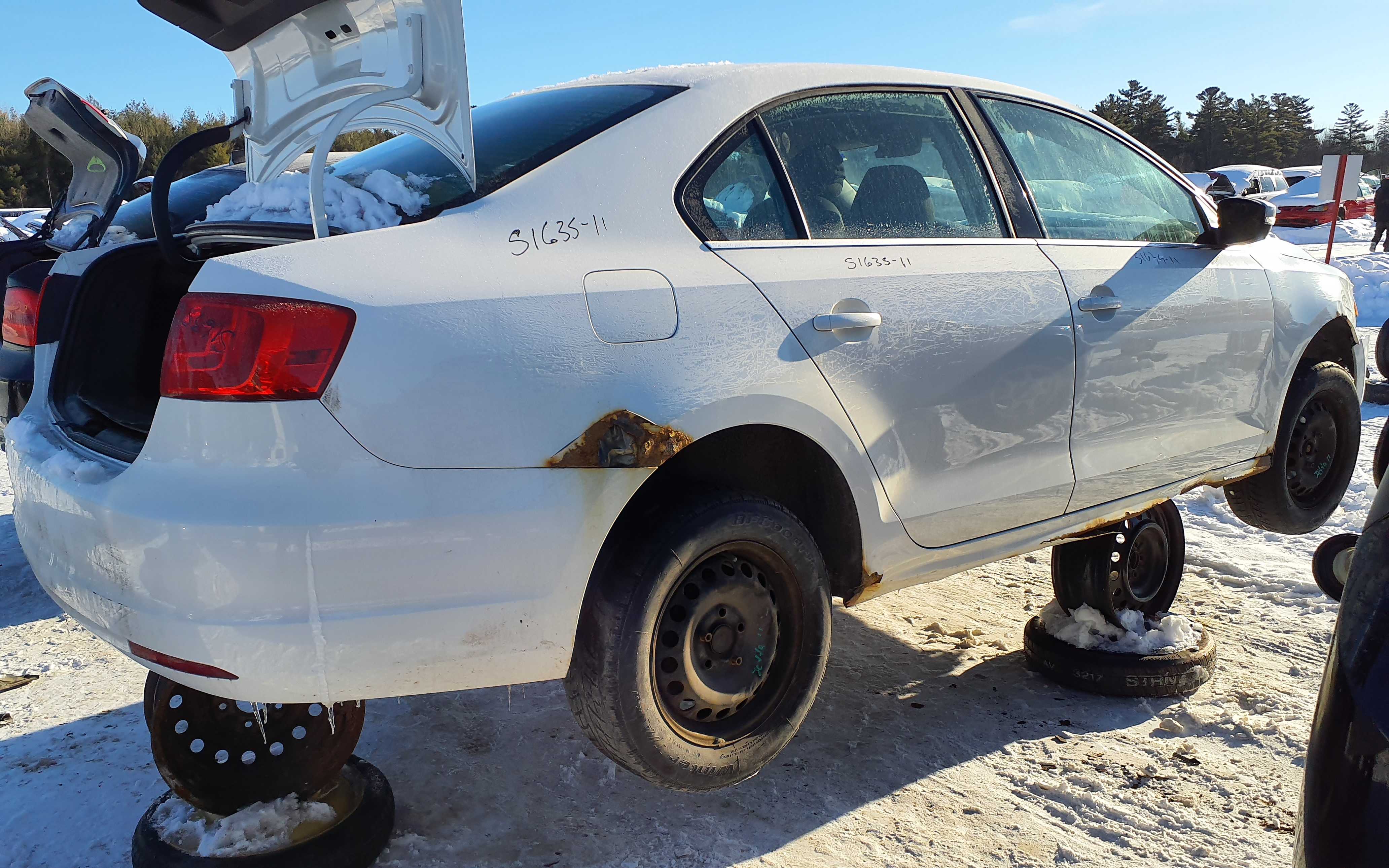 VOLKSWAGEN JETTA 2011