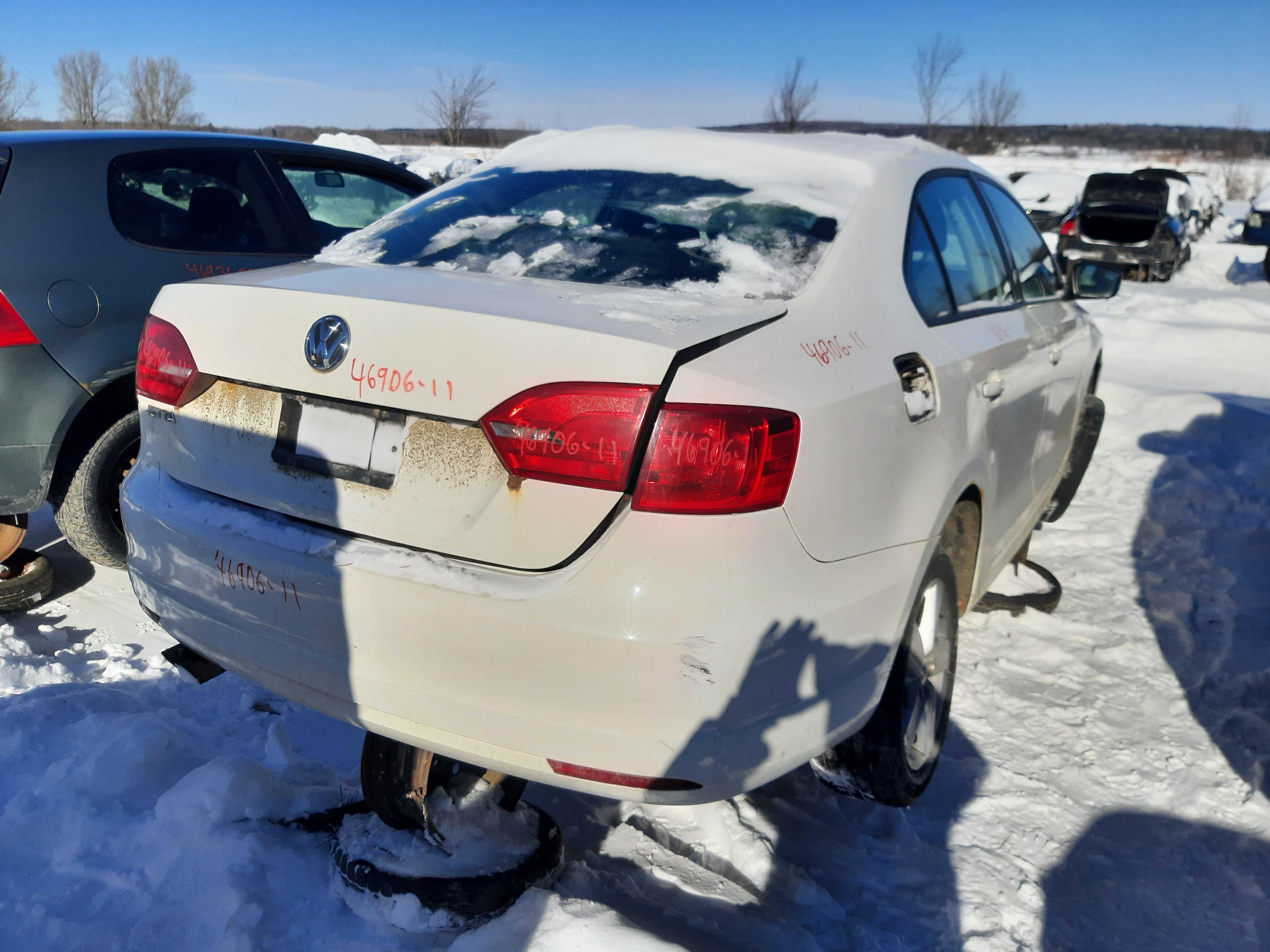 VOLKSWAGEN JETTA 2011