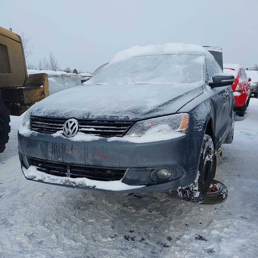 VOLKSWAGEN JETTA 2011