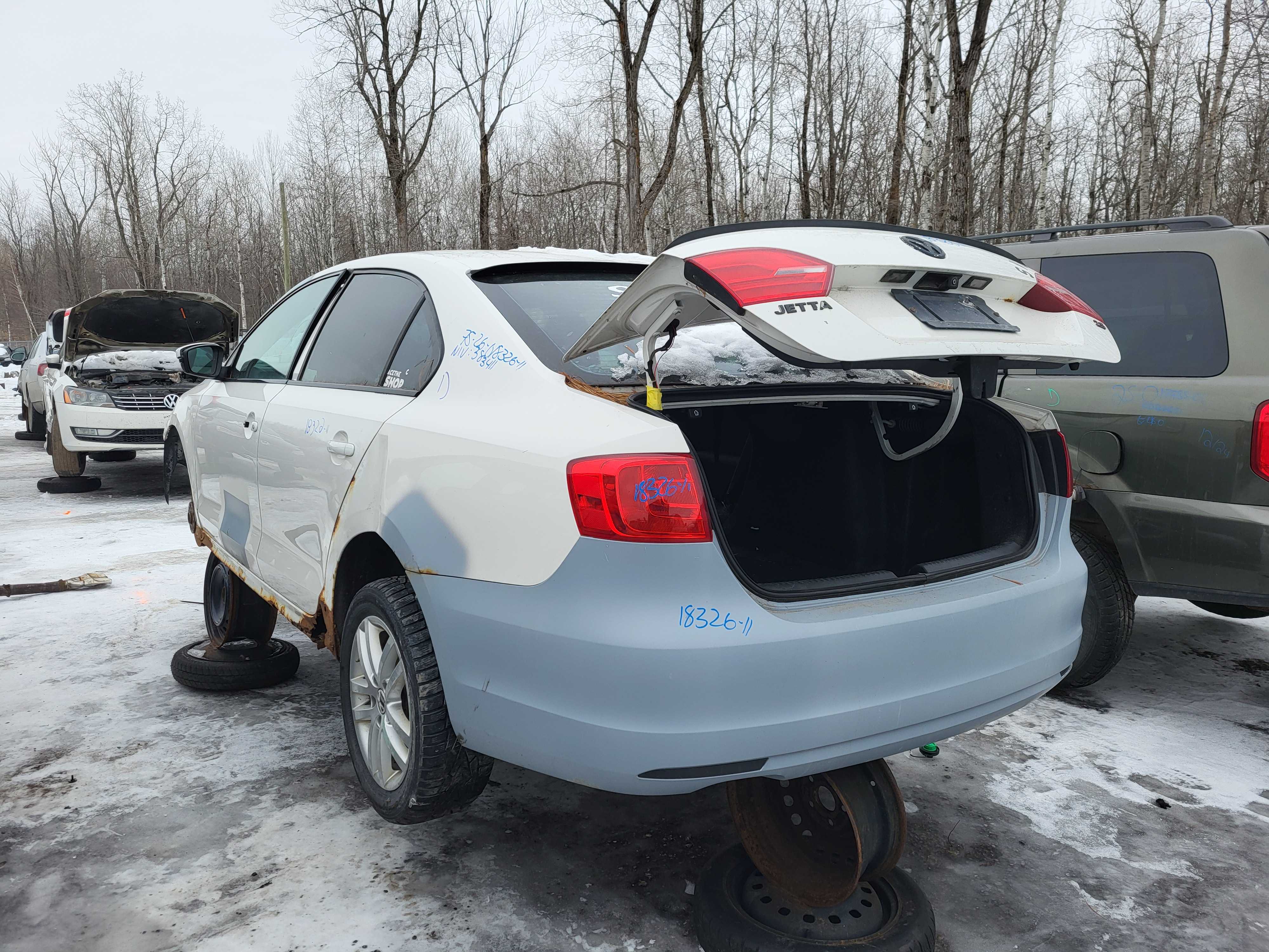 VOLKSWAGEN JETTA 2011