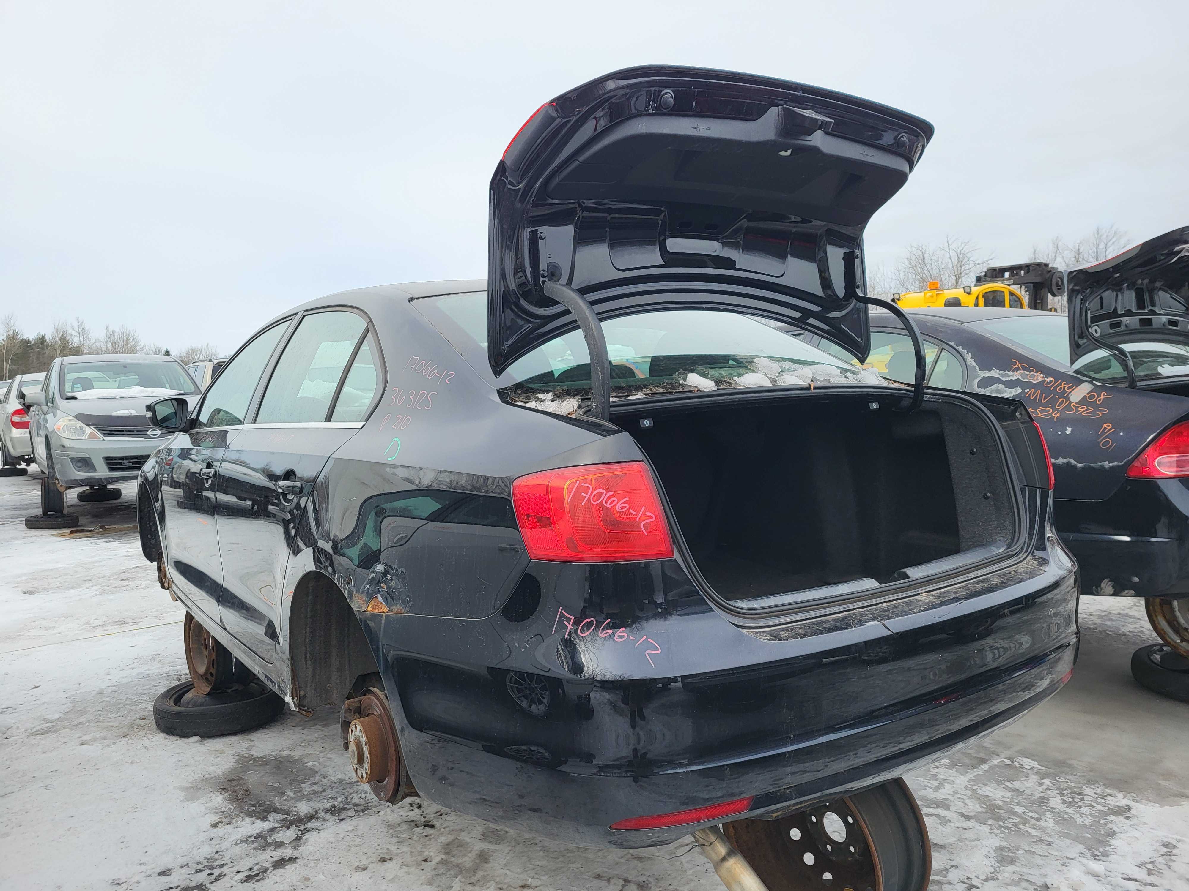 VOLKSWAGEN JETTA 2012