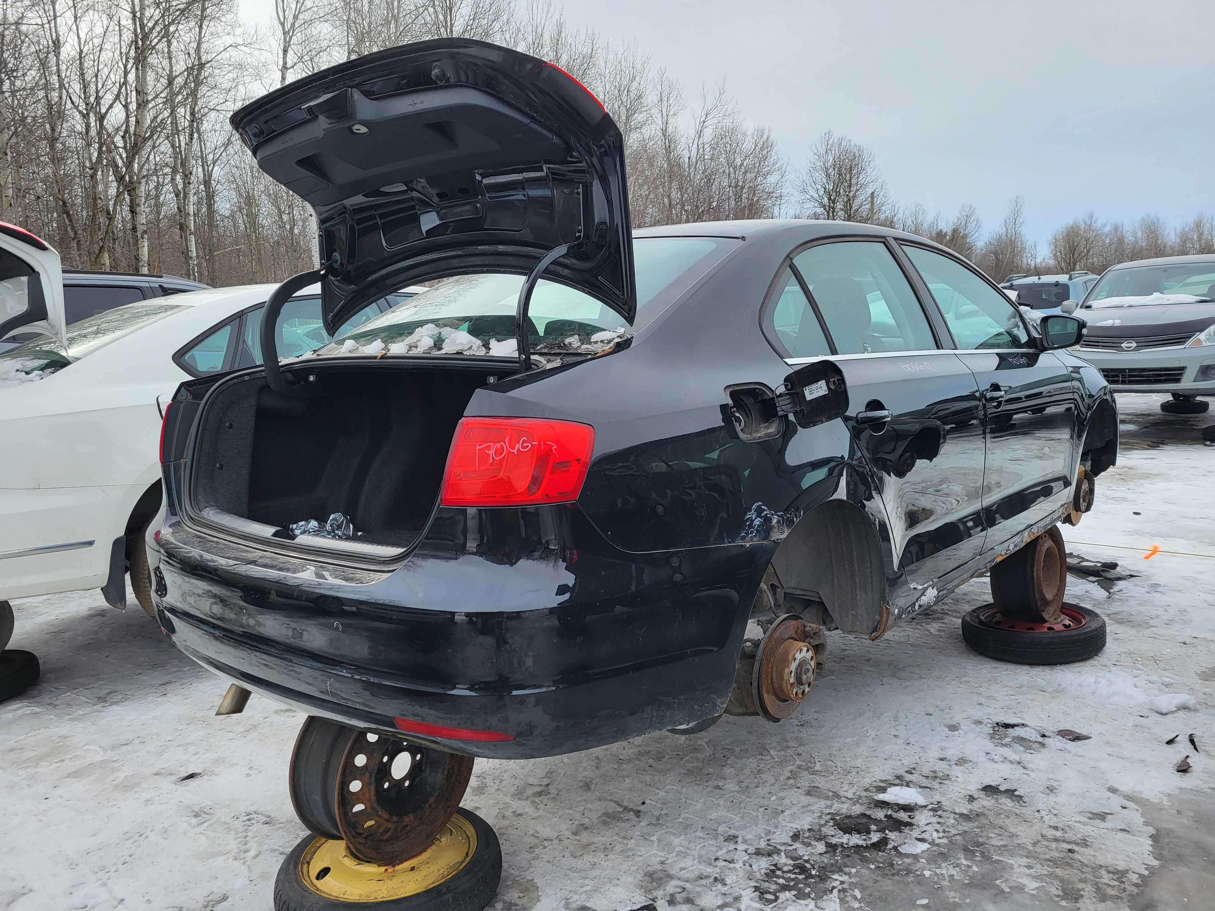 VOLKSWAGEN JETTA 2012