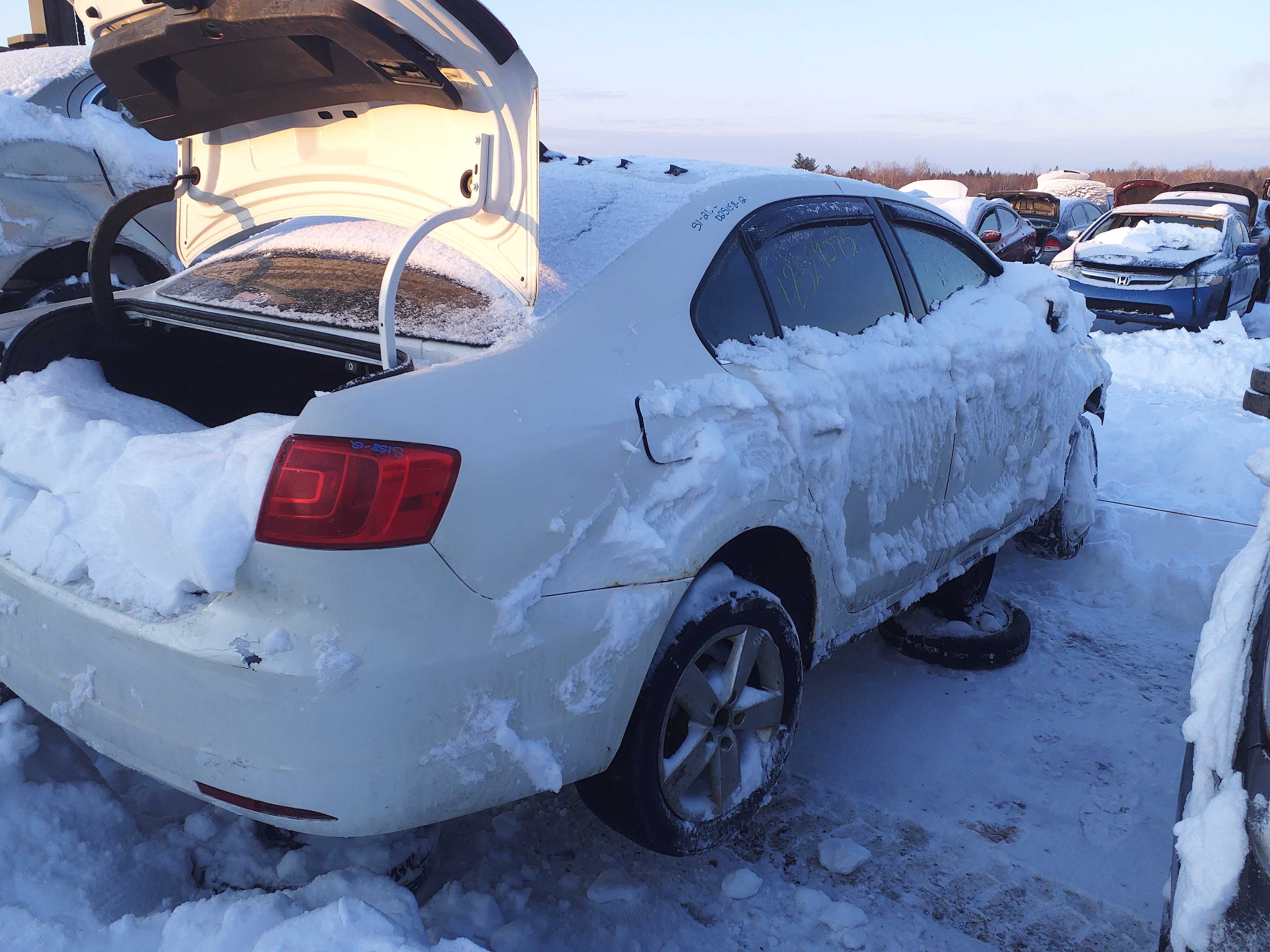 VOLKSWAGEN JETTA 2012