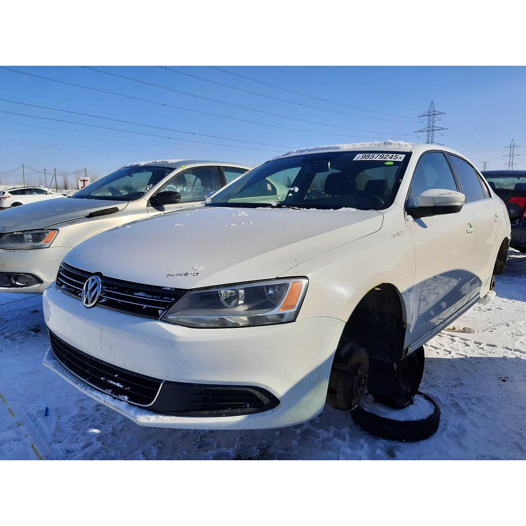 VOLKSWAGEN JETTA 2013