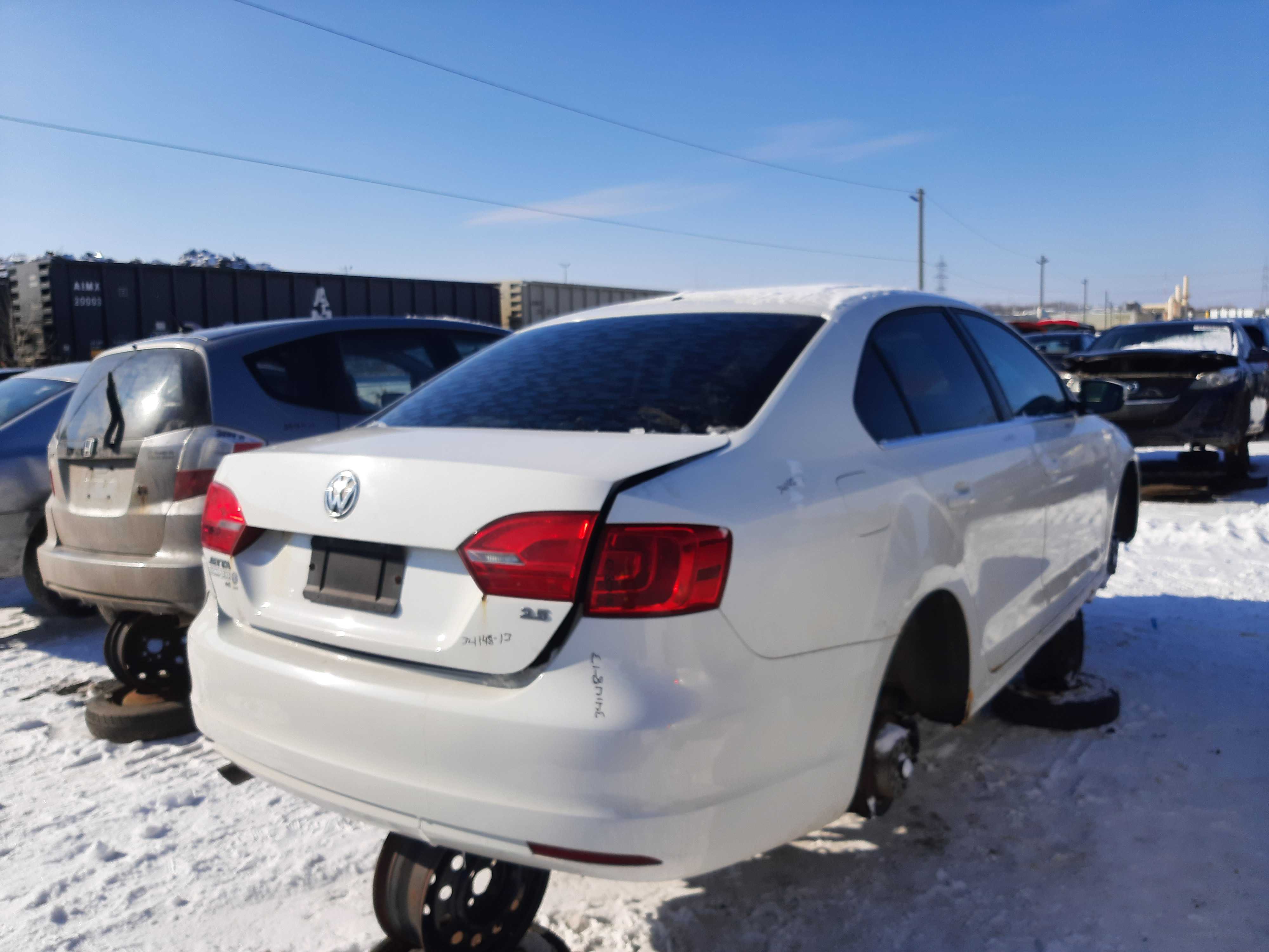 VOLKSWAGEN JETTA 2013