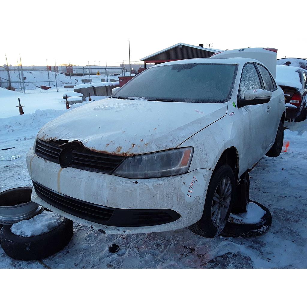 VOLKSWAGEN JETTA 2013