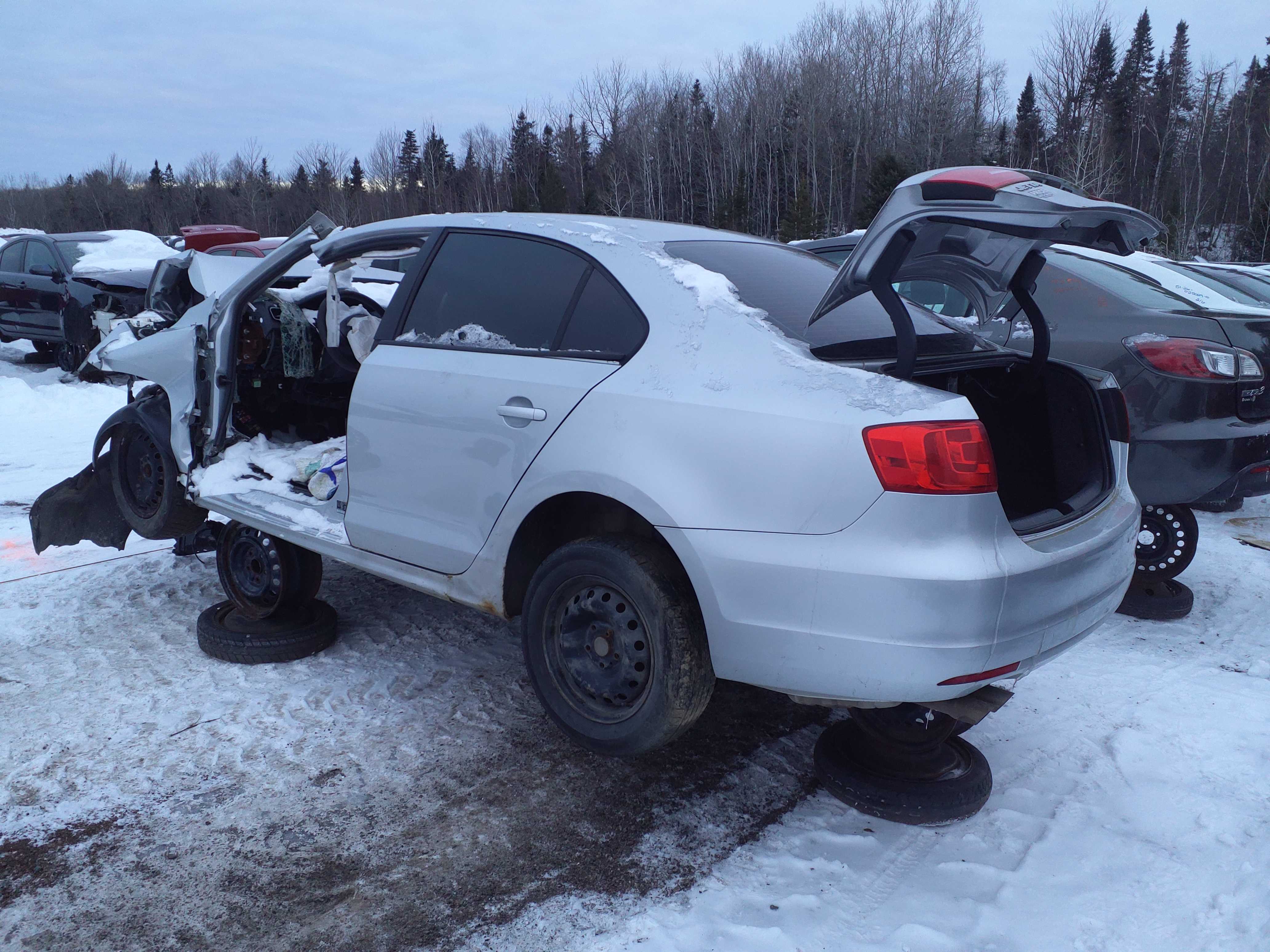VOLKSWAGEN JETTA 2013