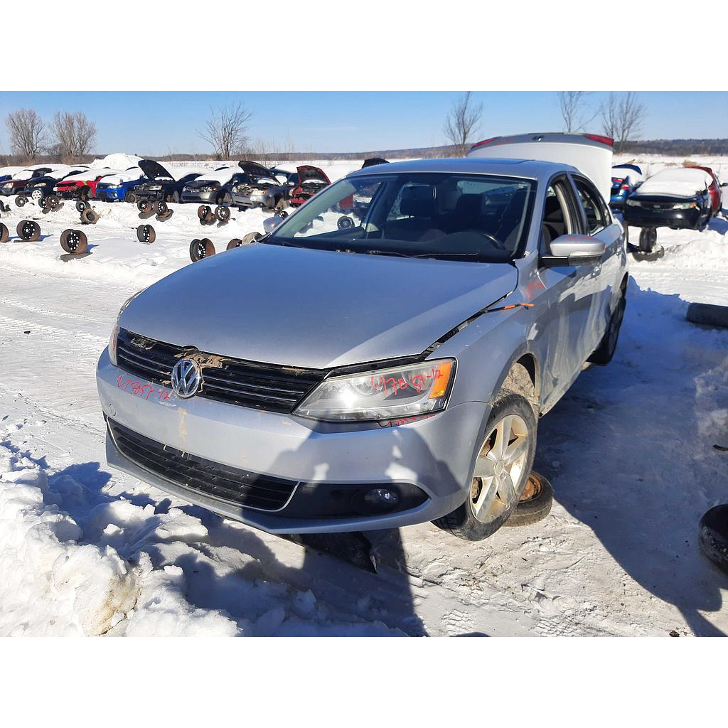 VOLKSWAGEN JETTA 2013