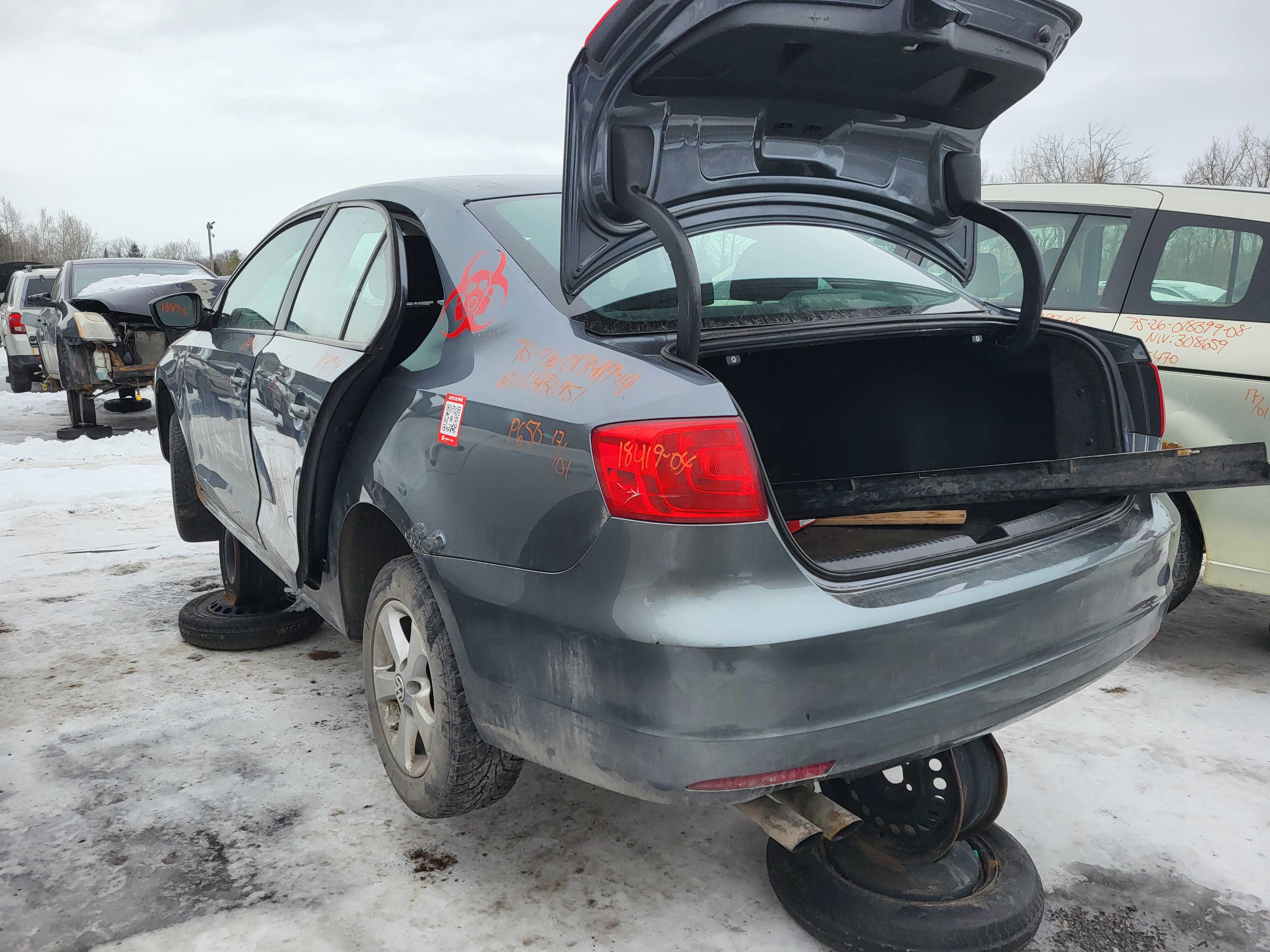 VOLKSWAGEN JETTA 2014