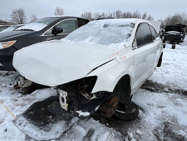 VOLKSWAGEN JETTA 2014