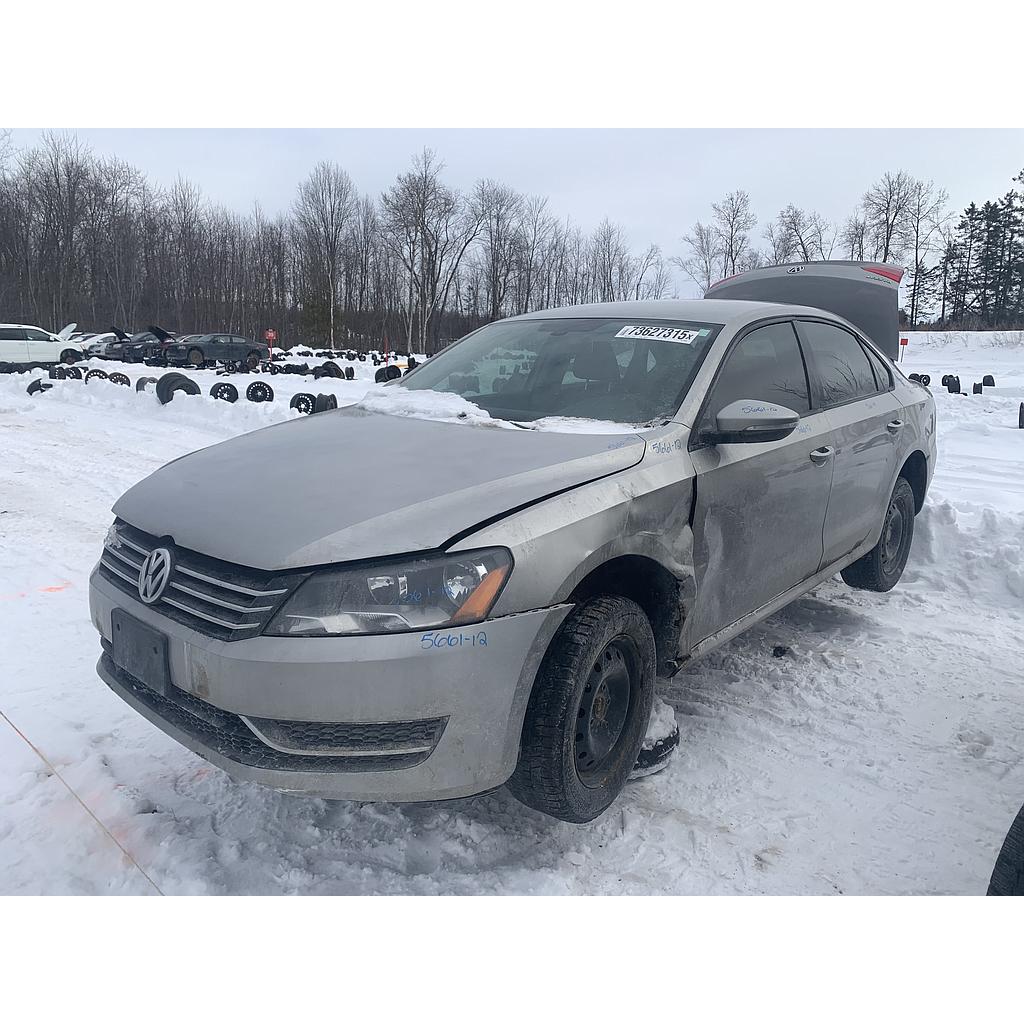 VOLKSWAGEN PASSAT 2012