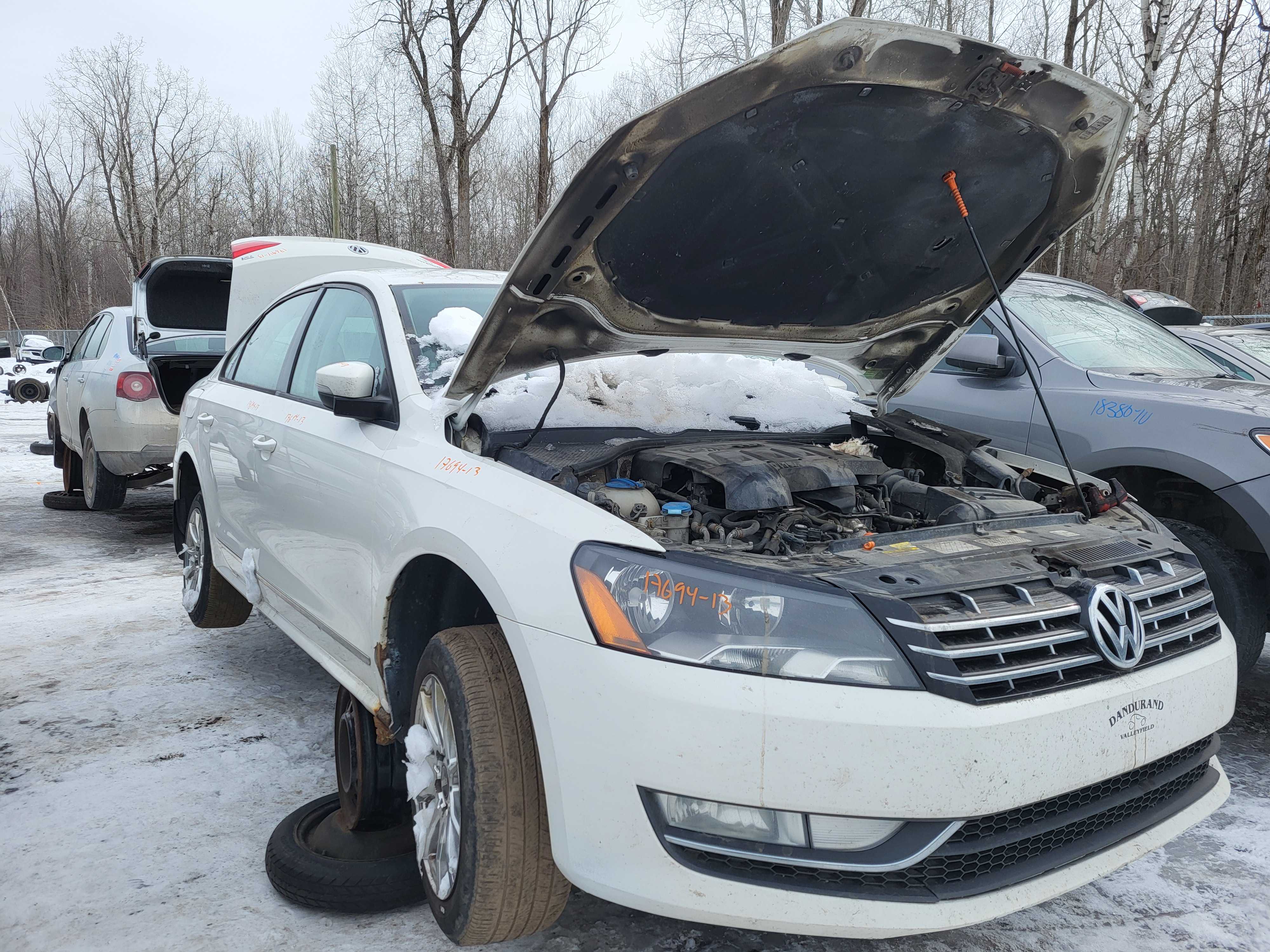 VOLKSWAGEN PASSAT 2013