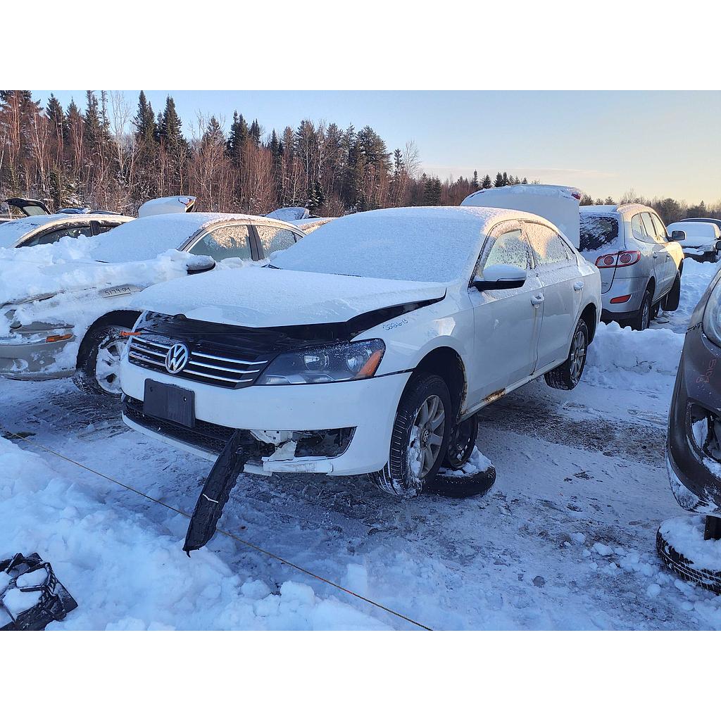 VOLKSWAGEN PASSAT 2013
